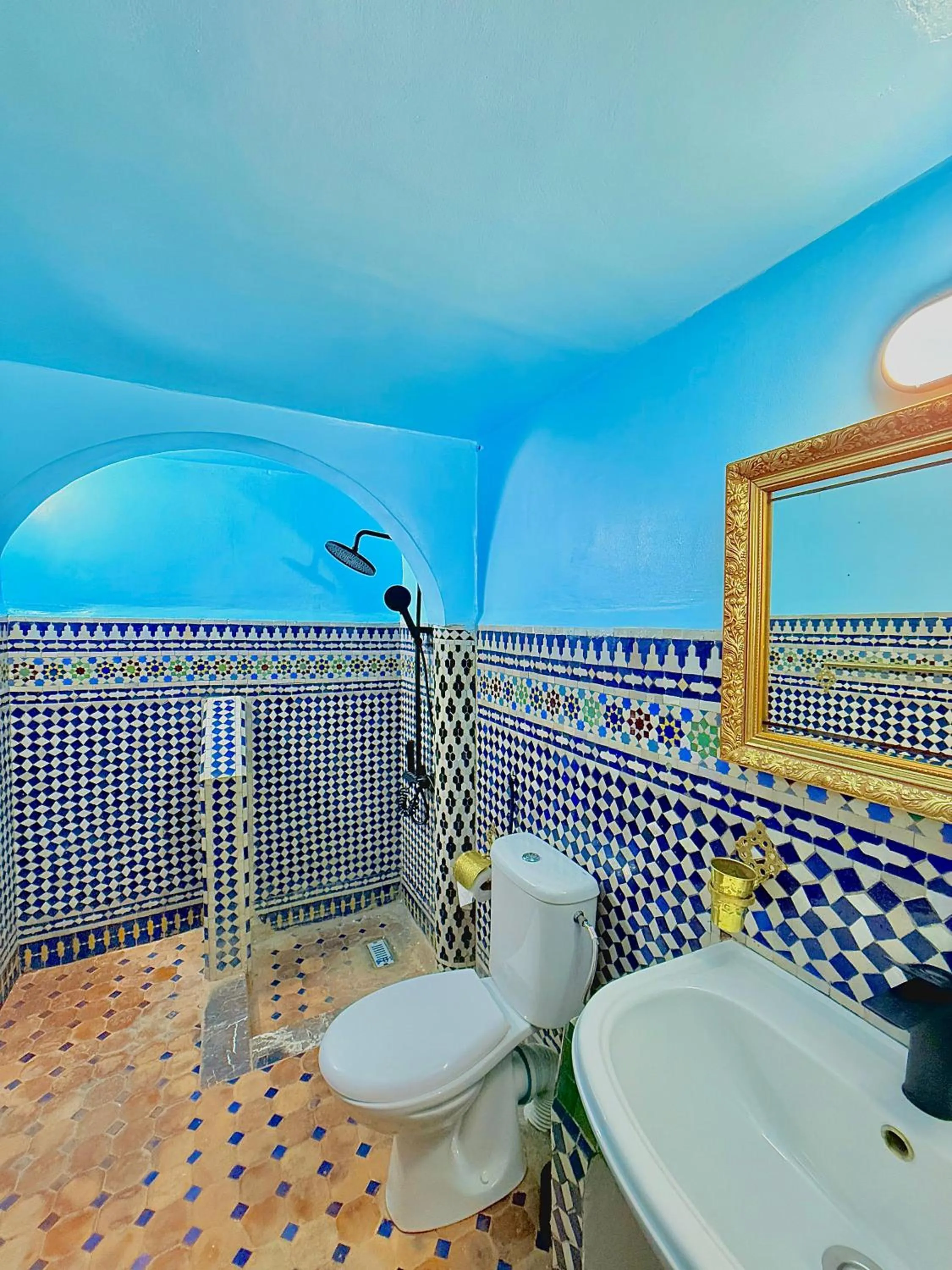 Shower in Riad DAR FES