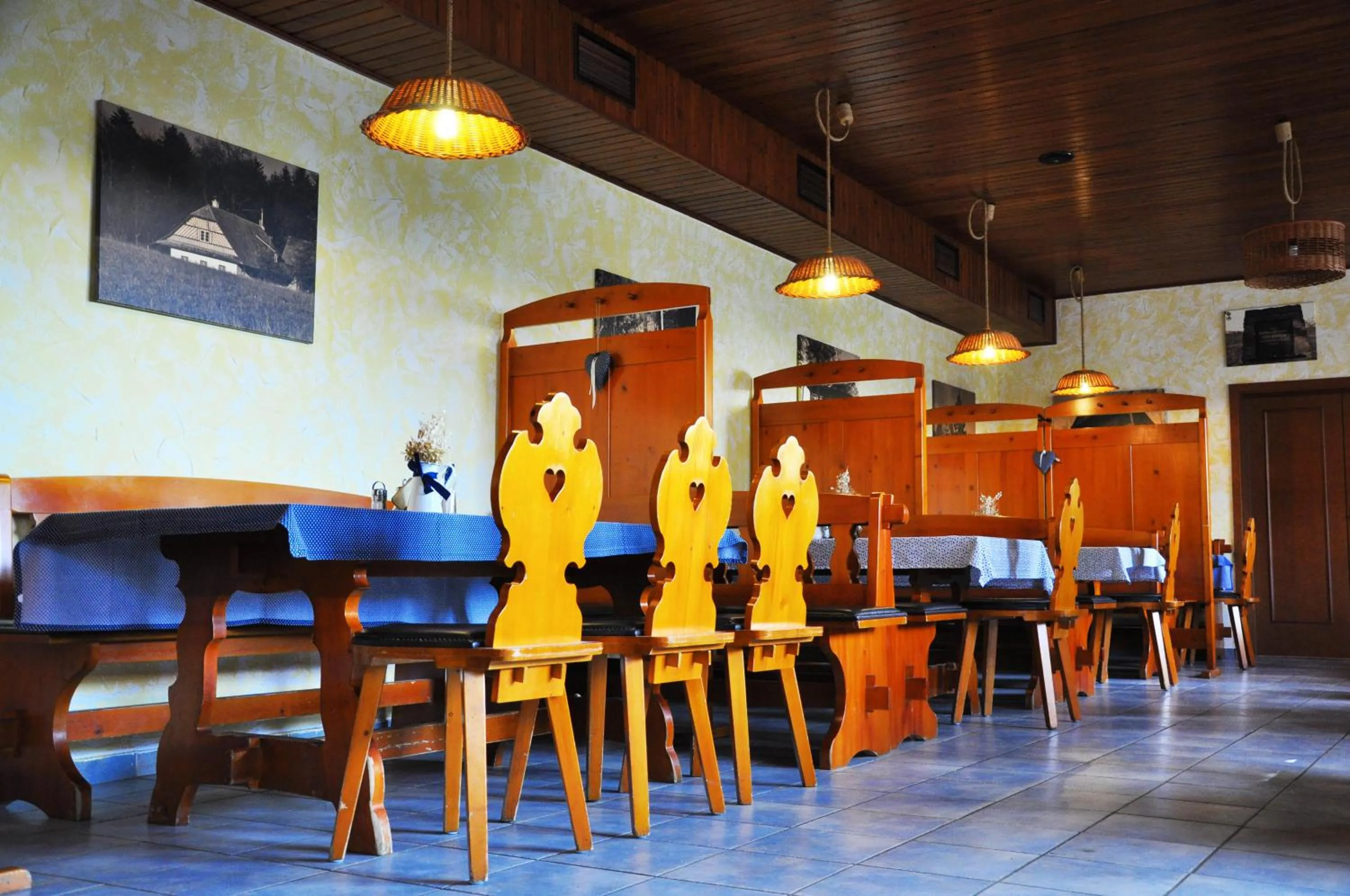 Restaurant/places to eat in Hotel Sirákov