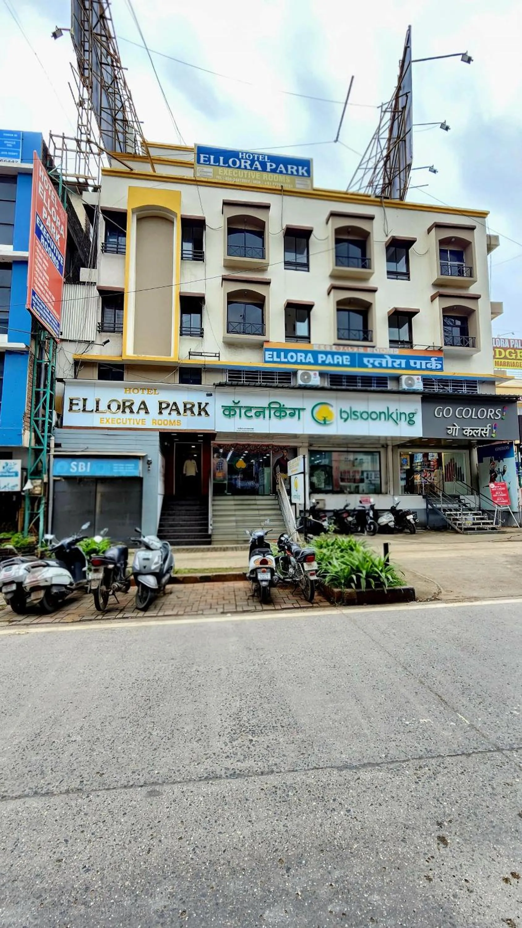 Property building in Hotel Ellora Park