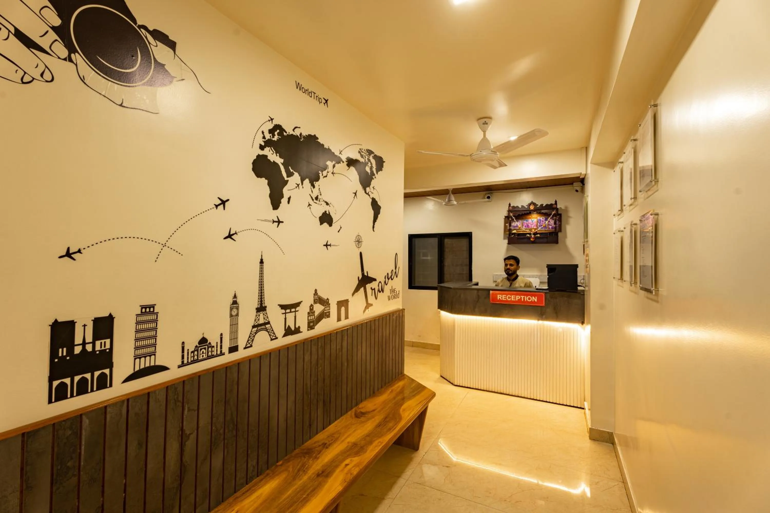 Lobby or reception in Hotel Ellora Park