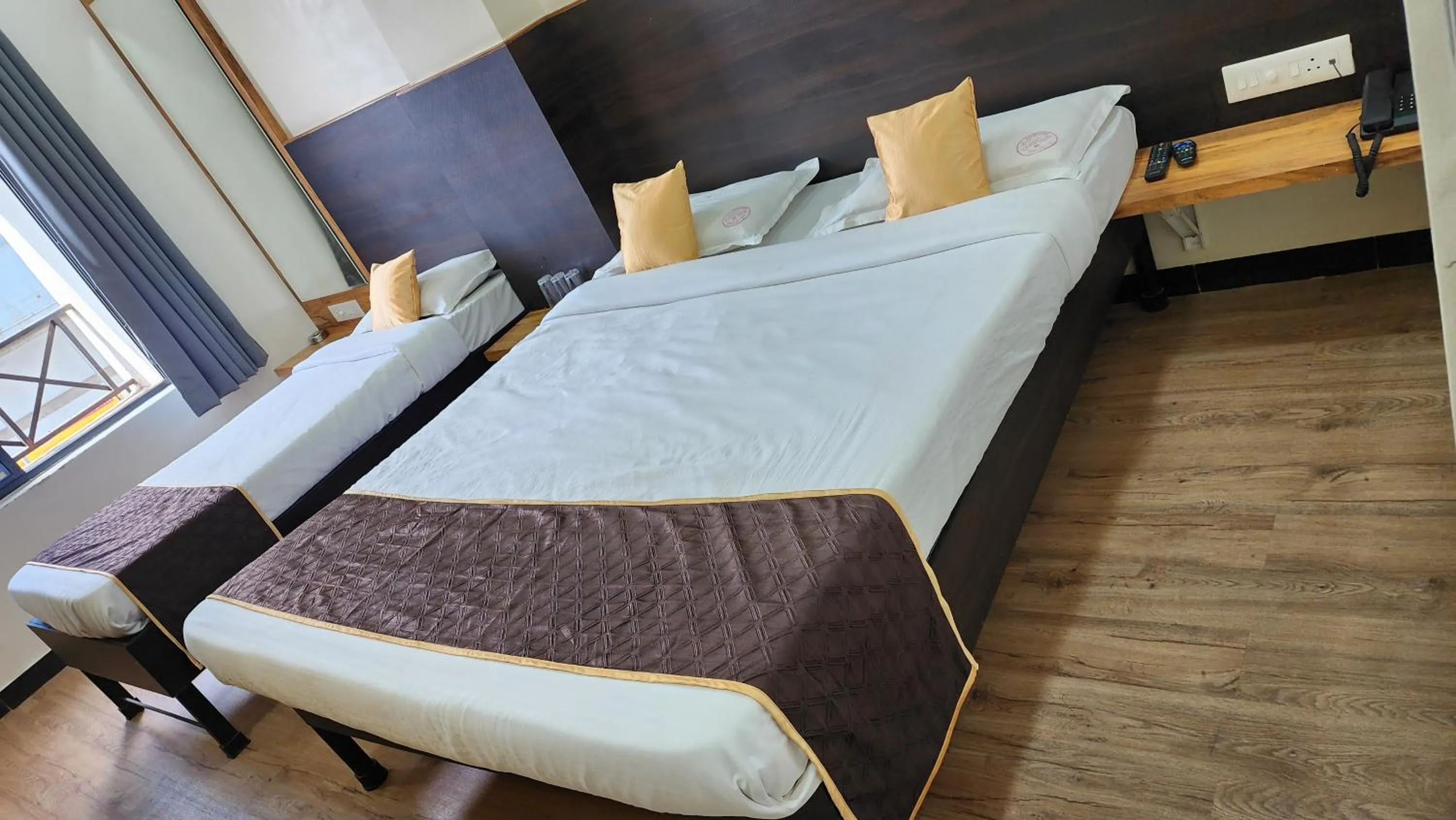 Bed in Hotel Ellora Park