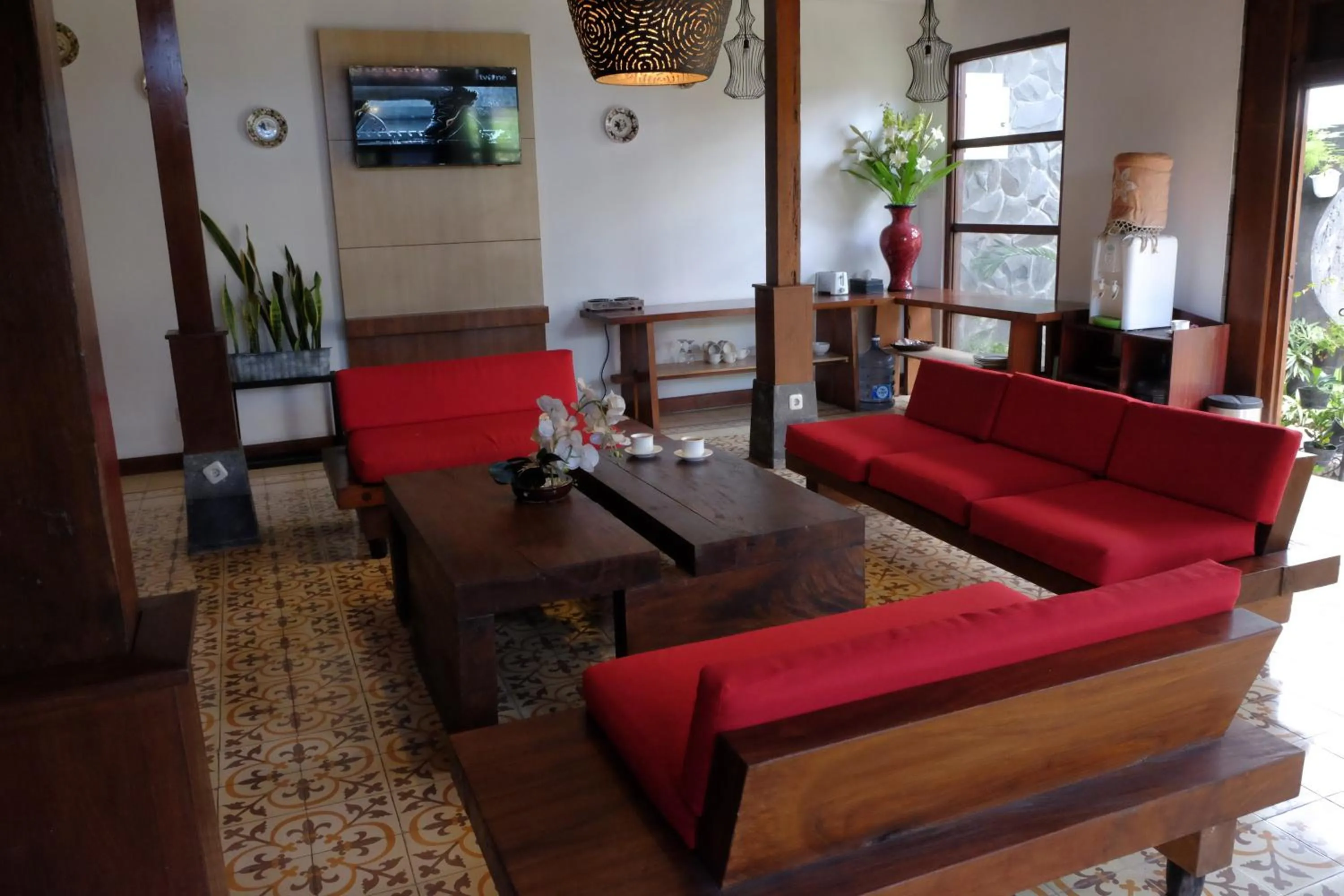 Lobby or reception in Puri Langenarjan Guest House