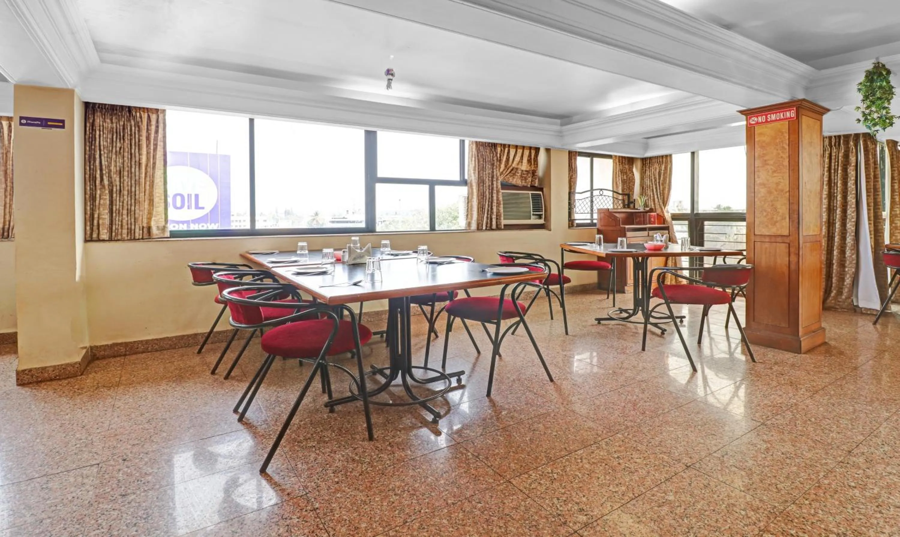 Restaurant/places to eat in Treebo Surya Yatri Niwas