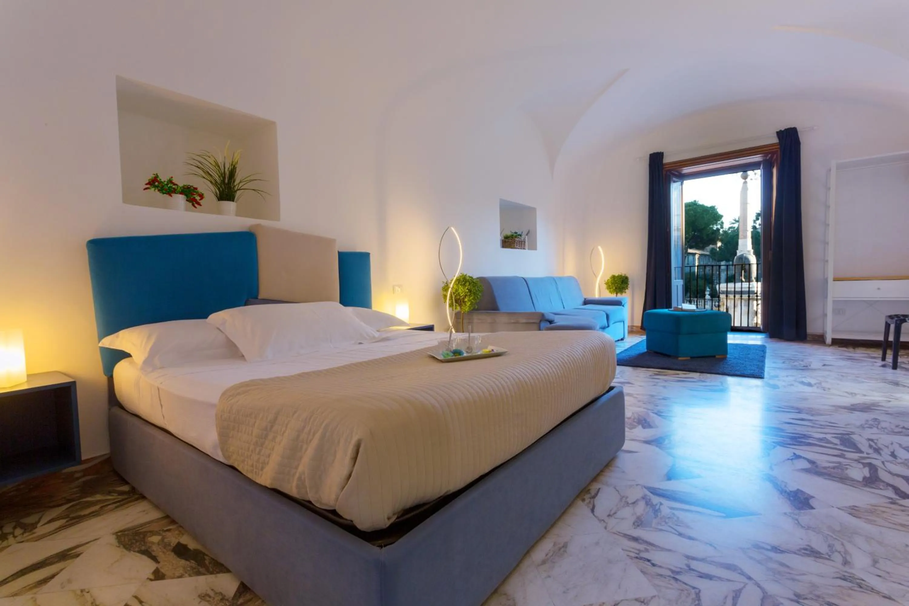 Bedroom, Bed in Le Suites Del Duomo House