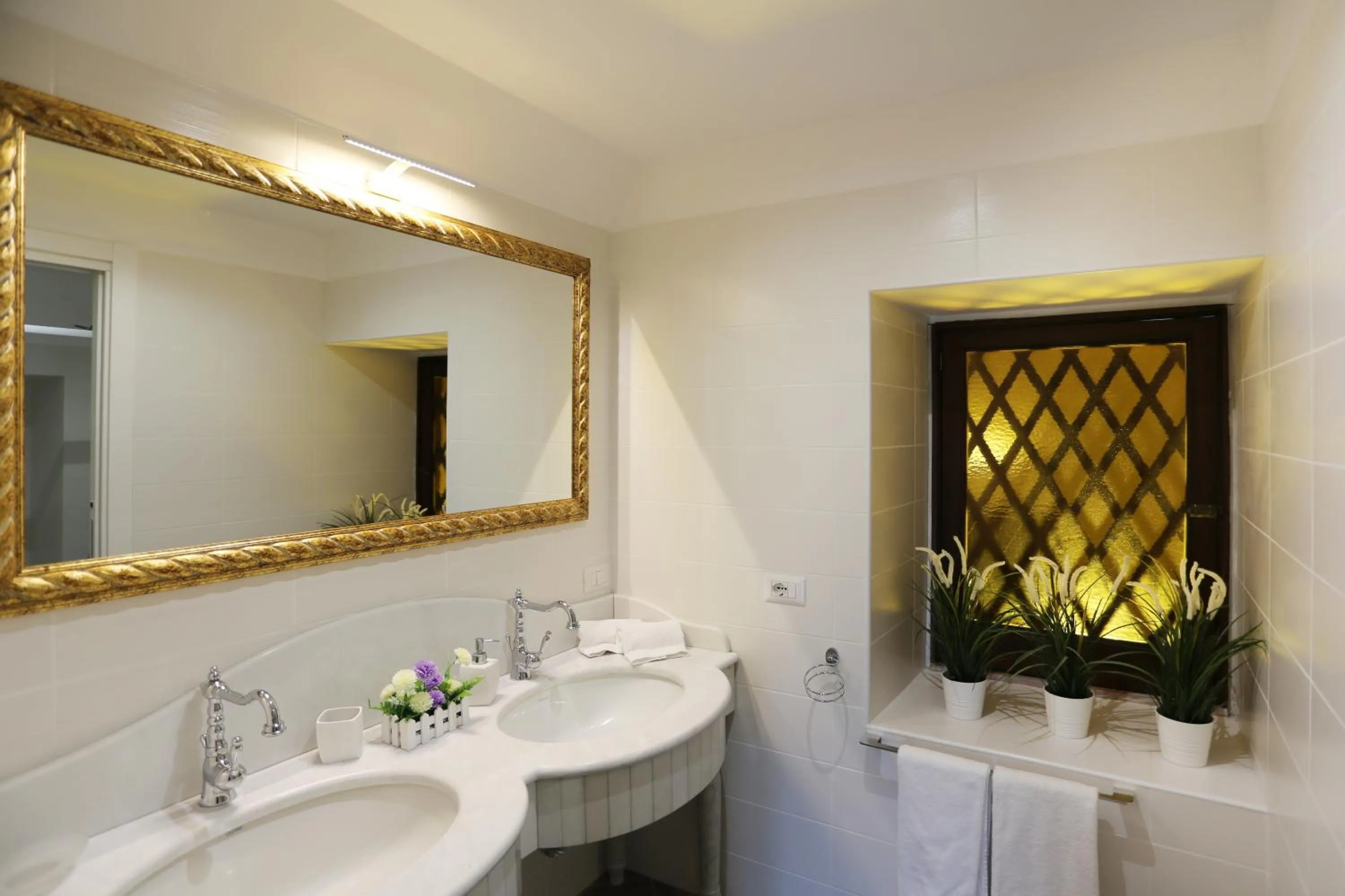 Bathroom in Le Suites Del Duomo House