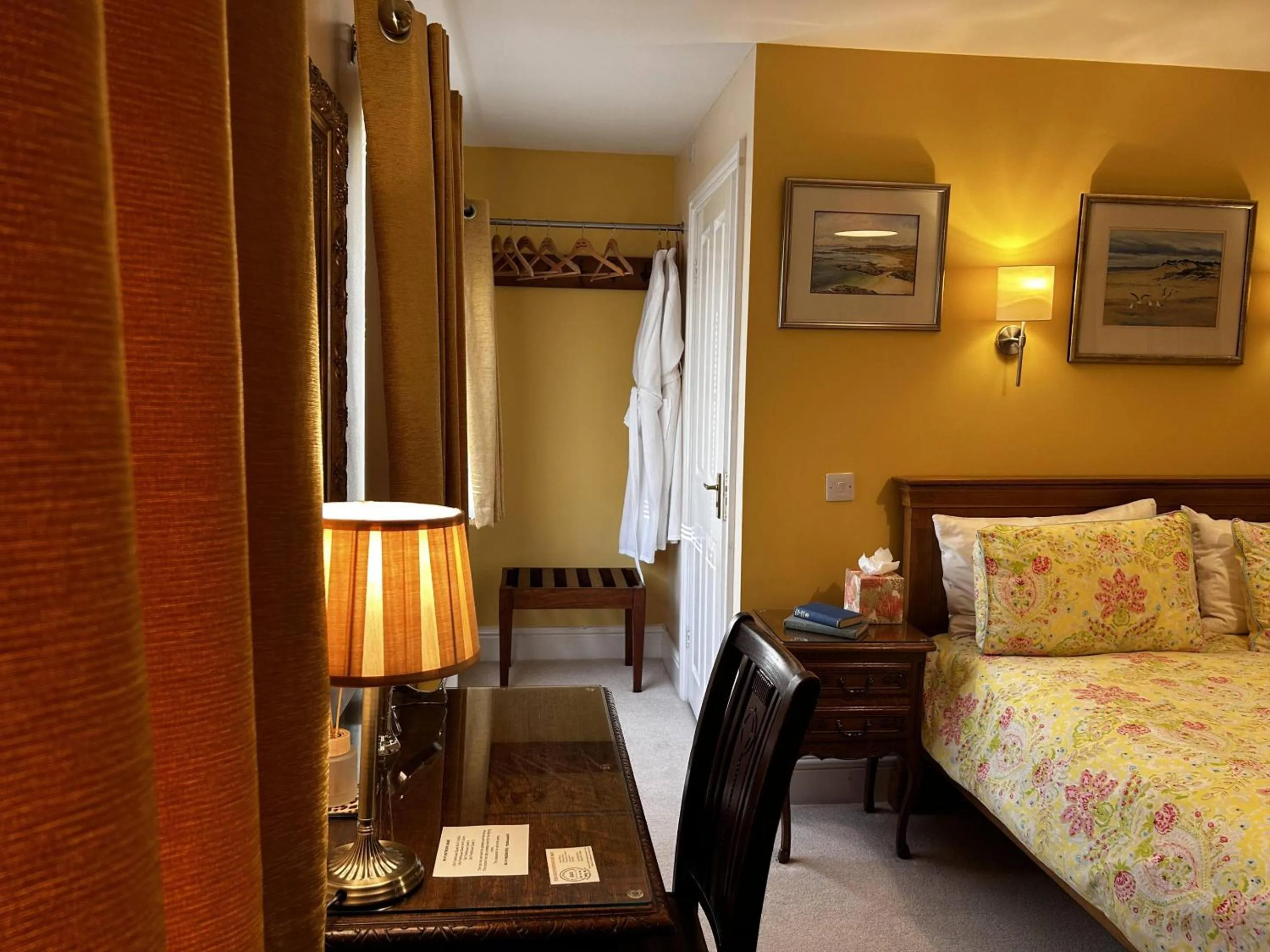 Bedroom, Bed in The Old Posthouse B&B