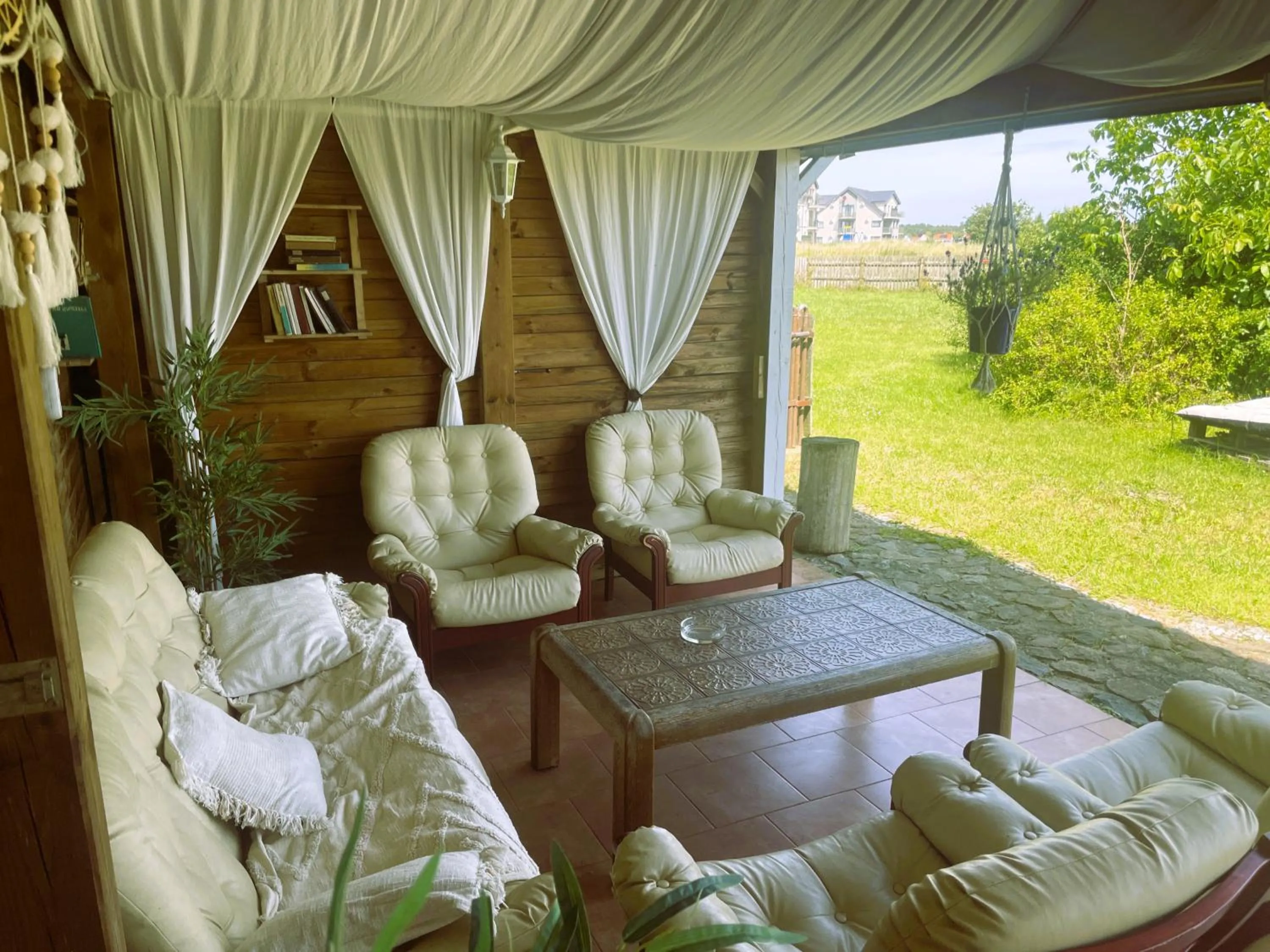 Patio in Słoneczny Dom pokoje i apartament na wynajem