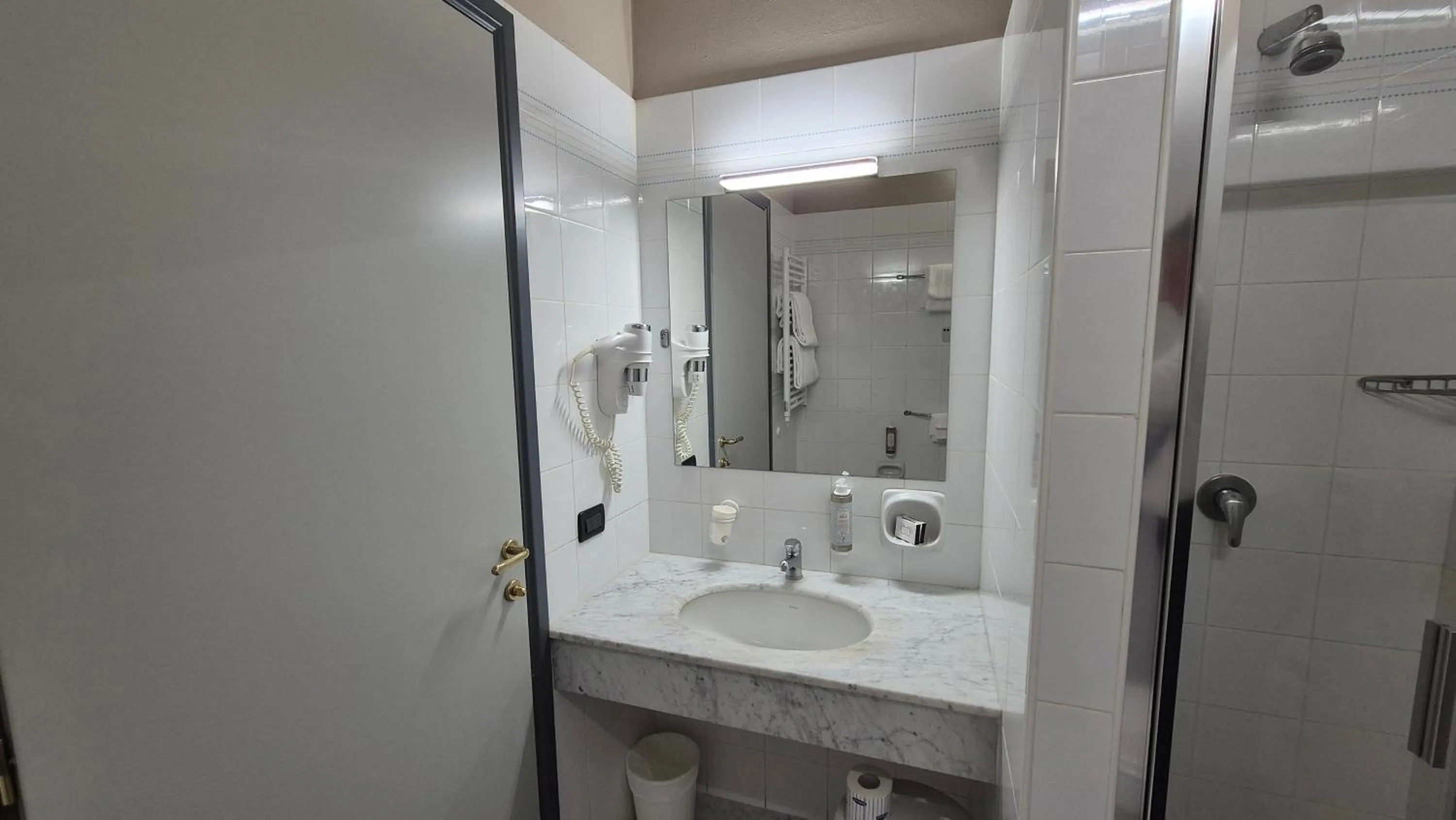 Shower in Hotel Le Cerbaie