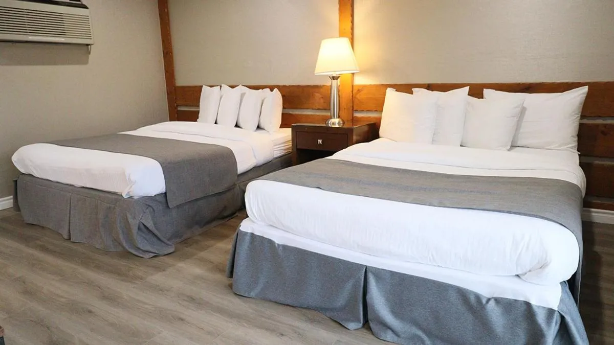 Bed in Algonquin Lakeside Inn