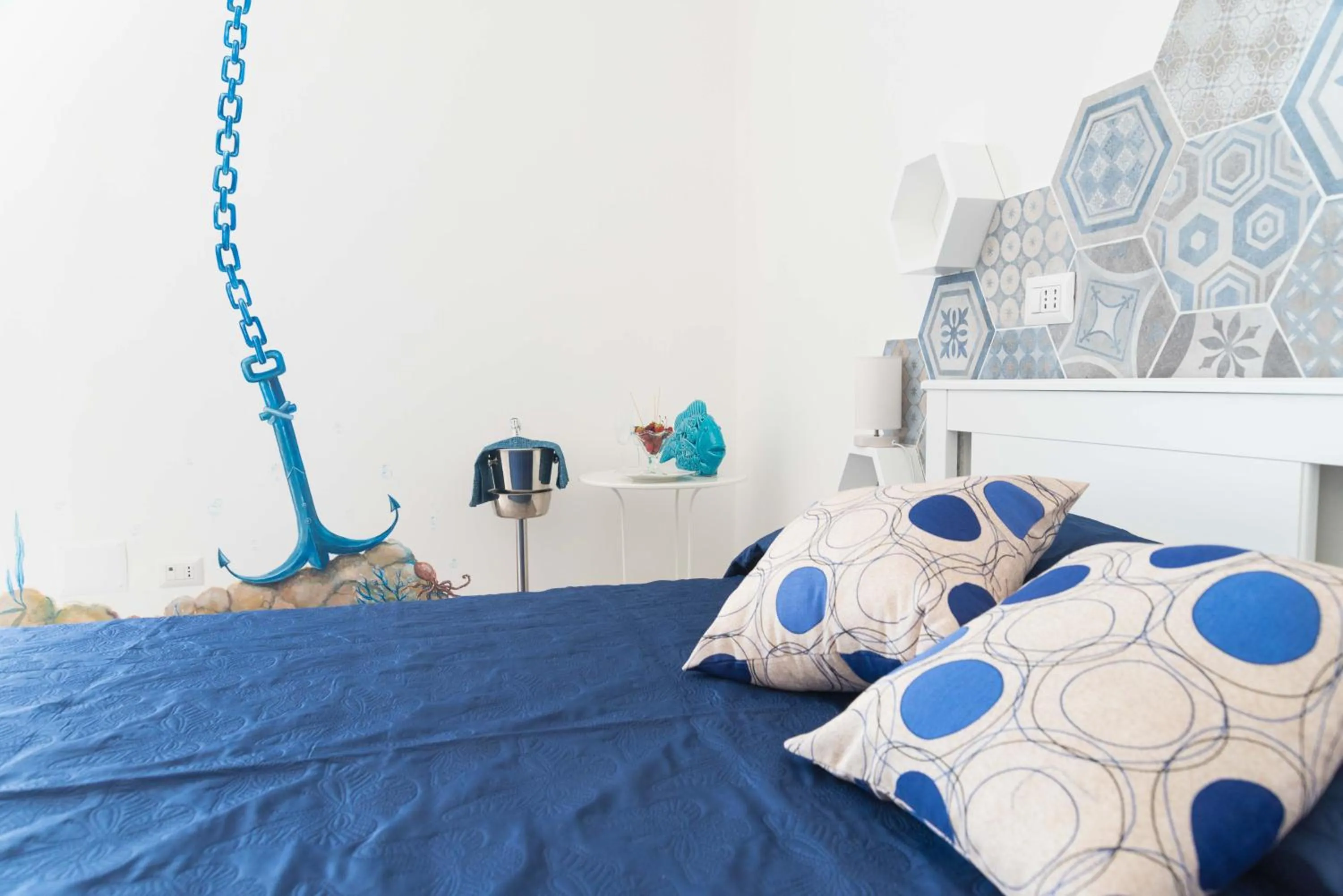 Decorative detail, Bed in Quasi in Porto Rooms