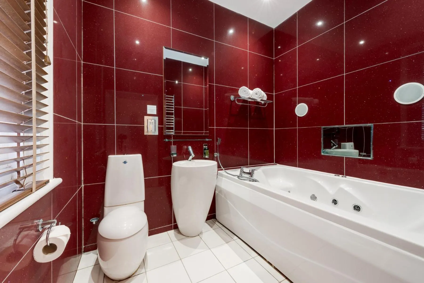 Bathroom in The Clarence Boutique Rooms