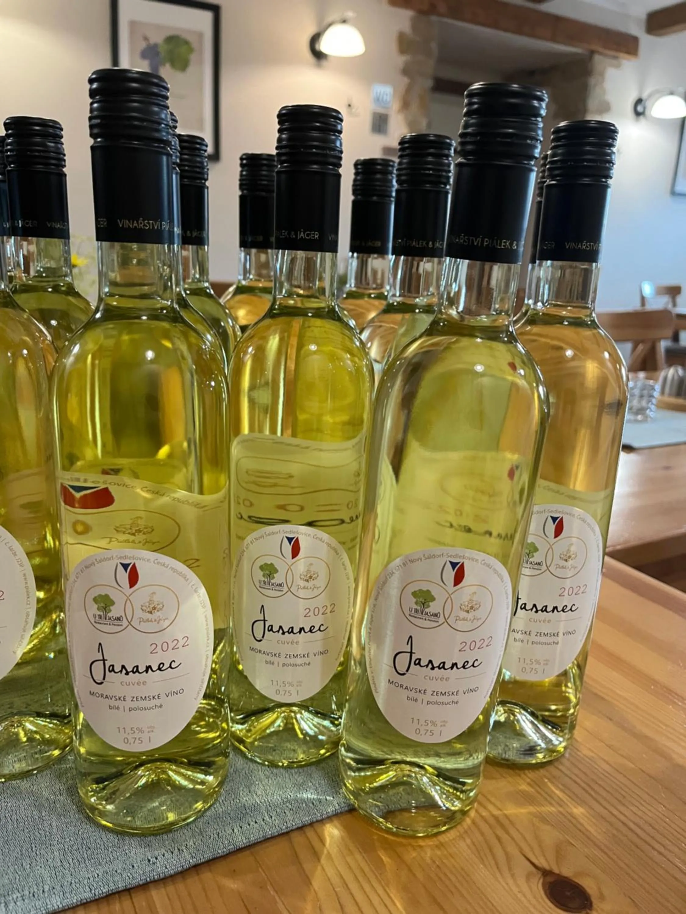 Restaurant/places to eat in Hotel & Restaurace Pizzerie Jasany