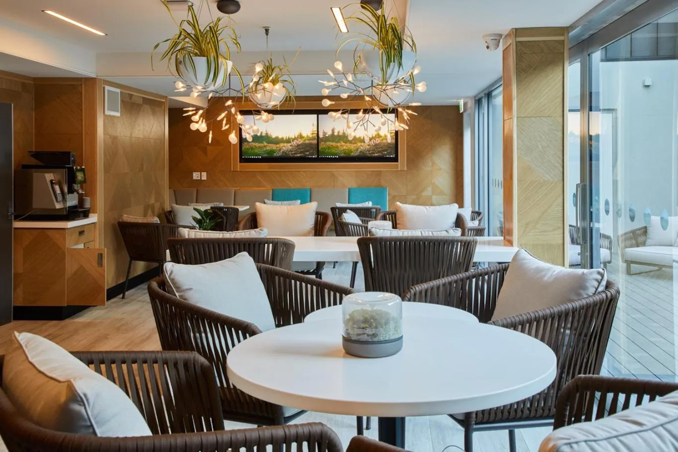 Communal lounge/ TV room in mi-pad Queenstown