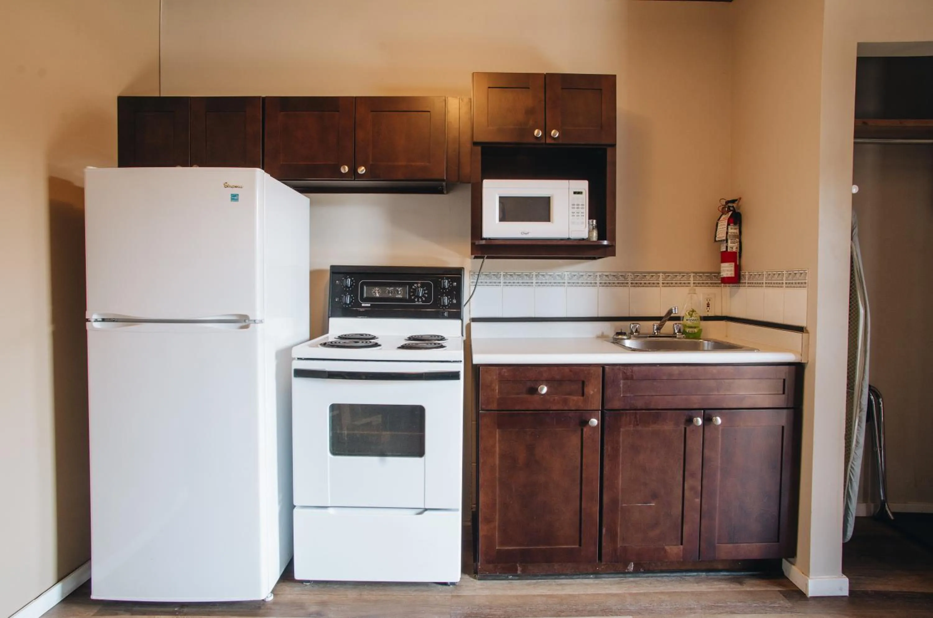 Kitchen or kitchenette in Canadas Best Value Inn and Suites Fernie