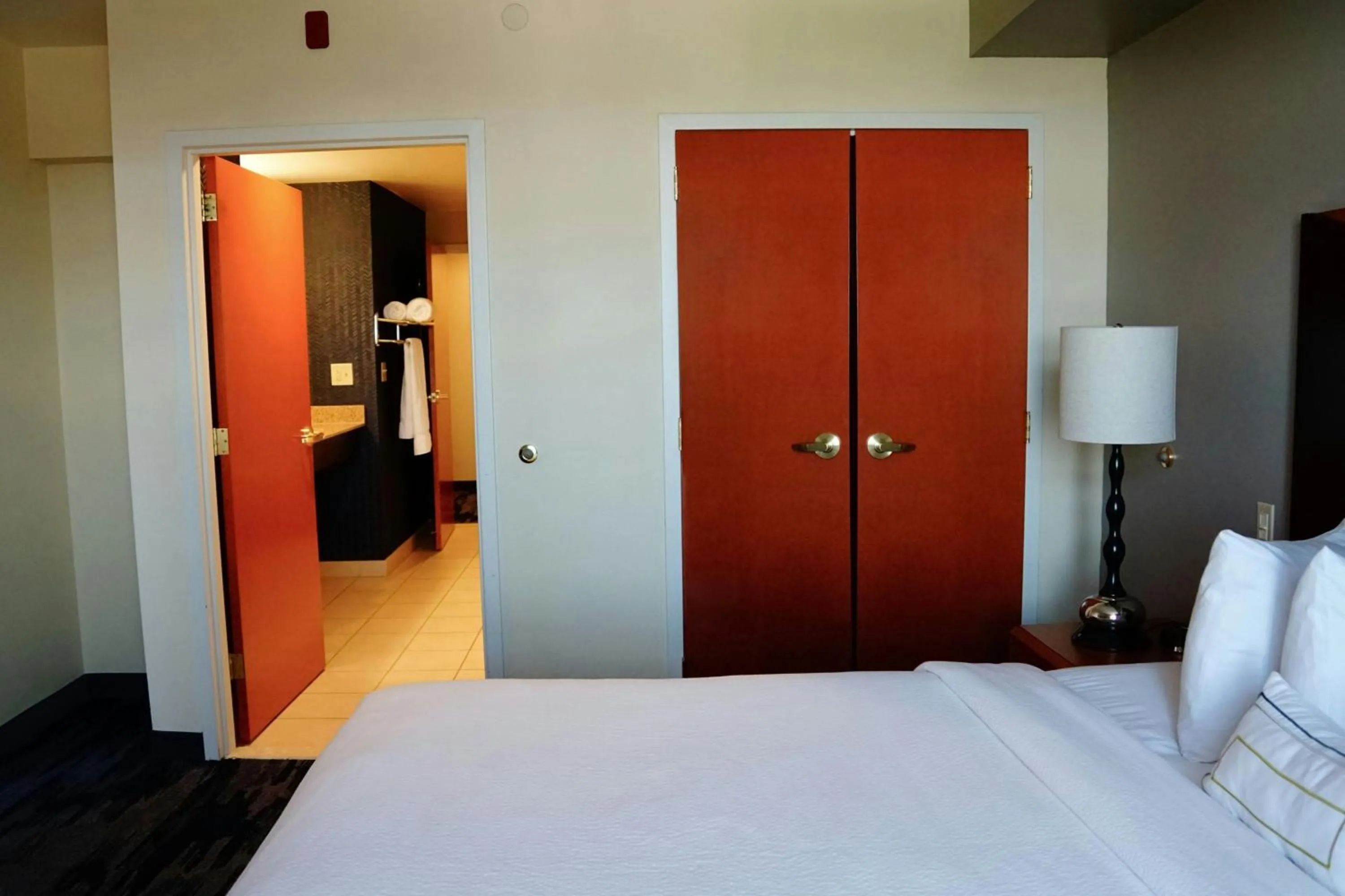 Photo of the whole room, Bed in Fairfield Inn & Suites by Marriott Denver Aurora/Parker