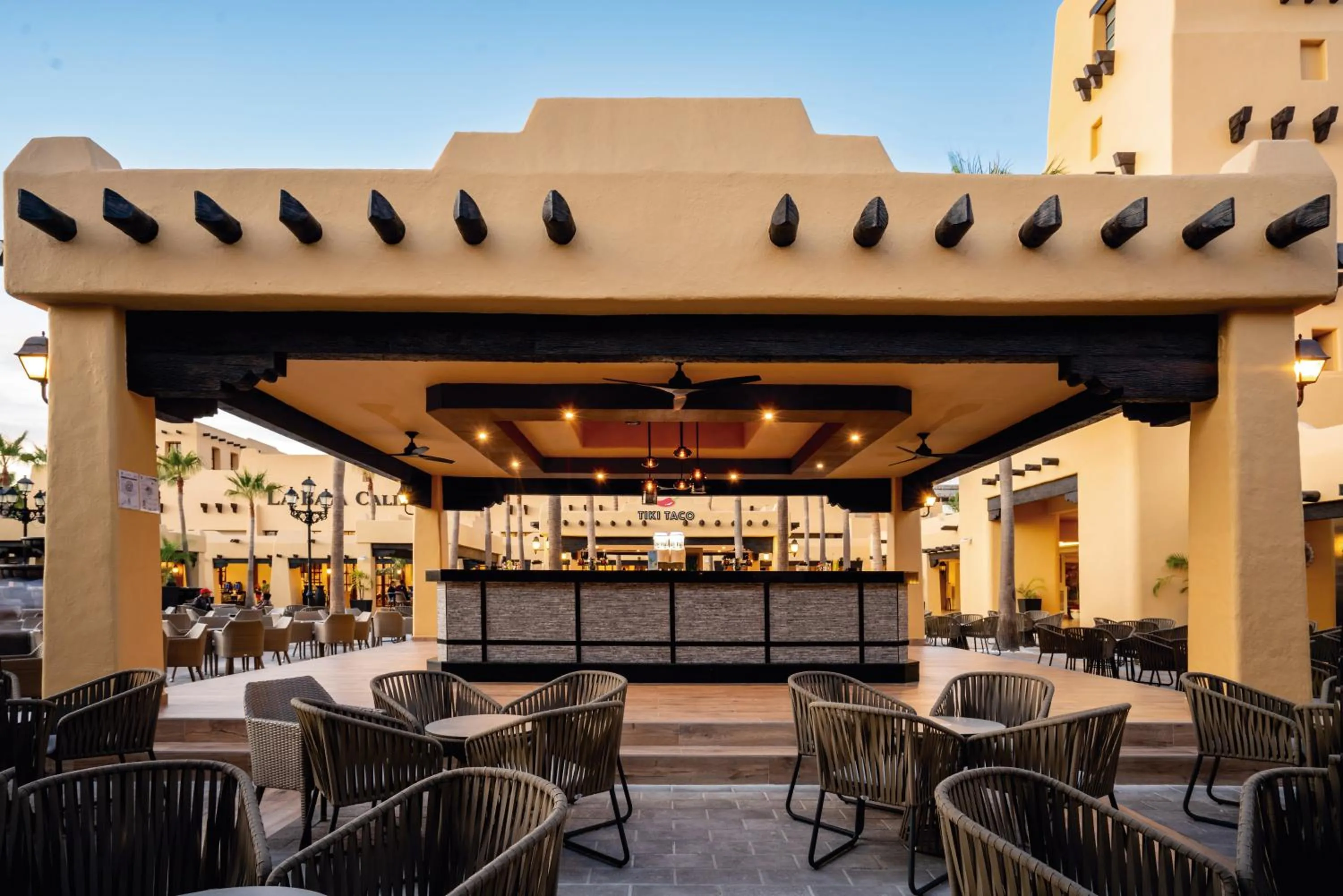 Lounge or bar in Riu Santa Fe - All Inclusive