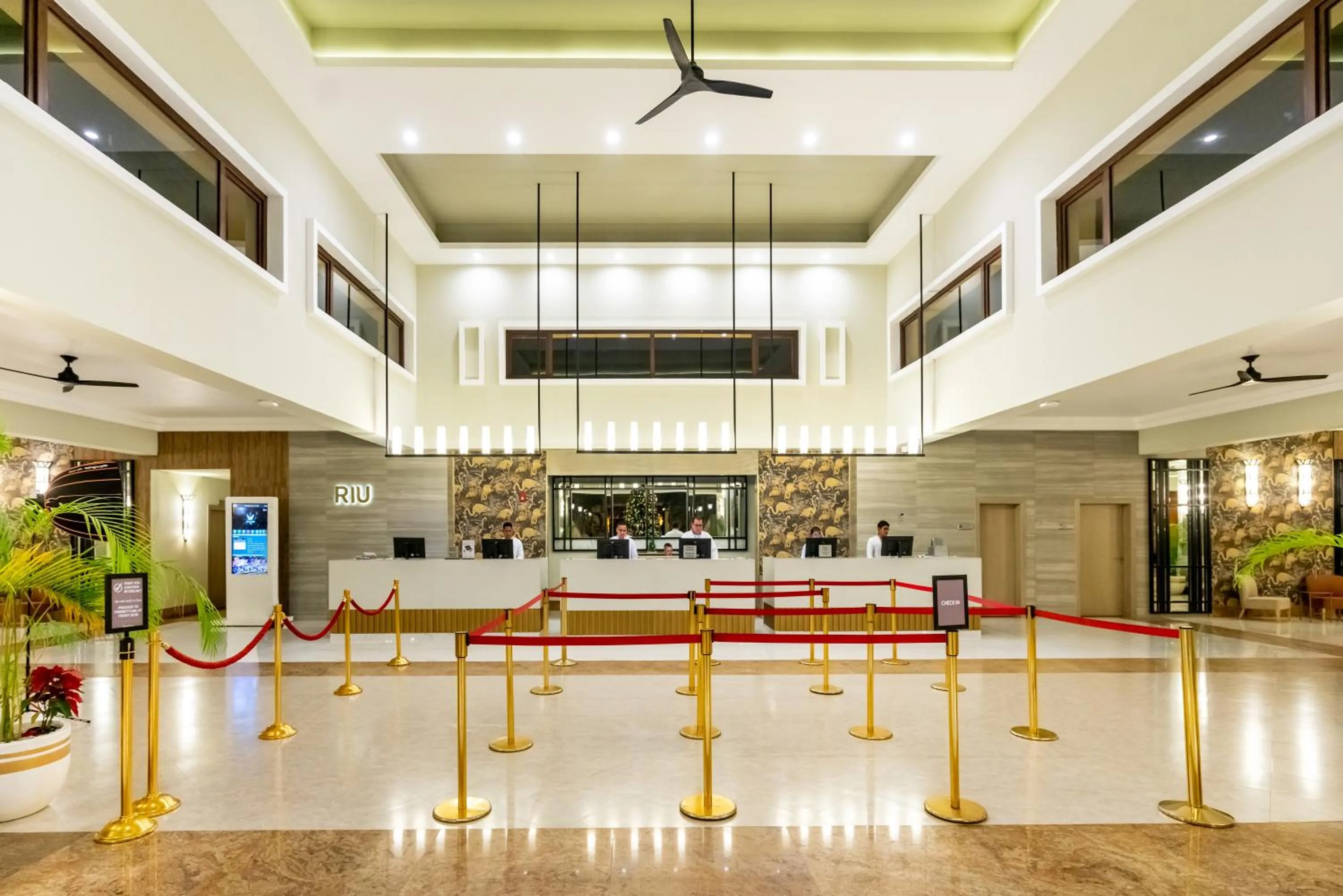 Lobby or reception in Riu Santa Fe - All Inclusive