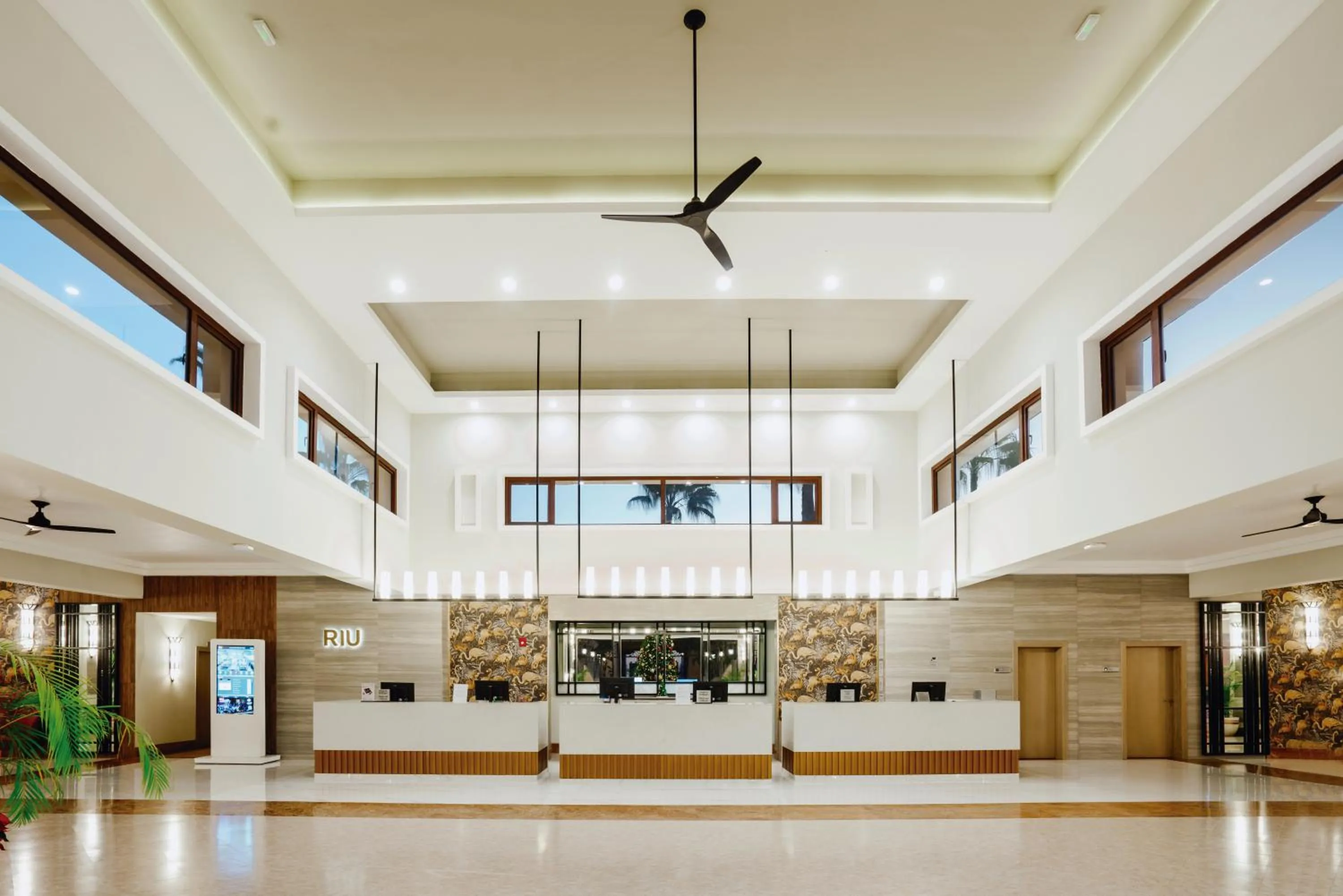 Lobby or reception in Riu Santa Fe - All Inclusive