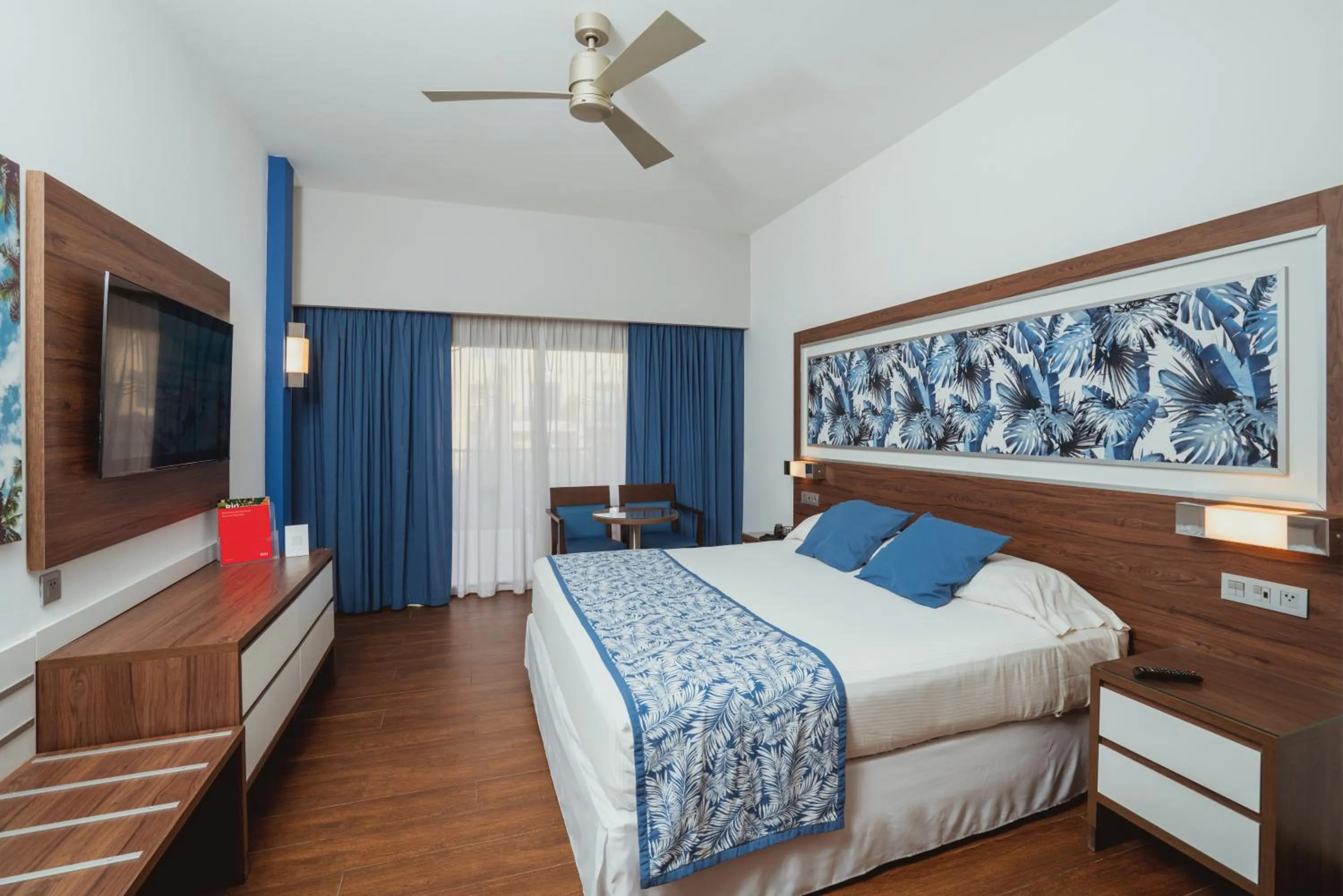 Bed in Riu Santa Fe - All Inclusive