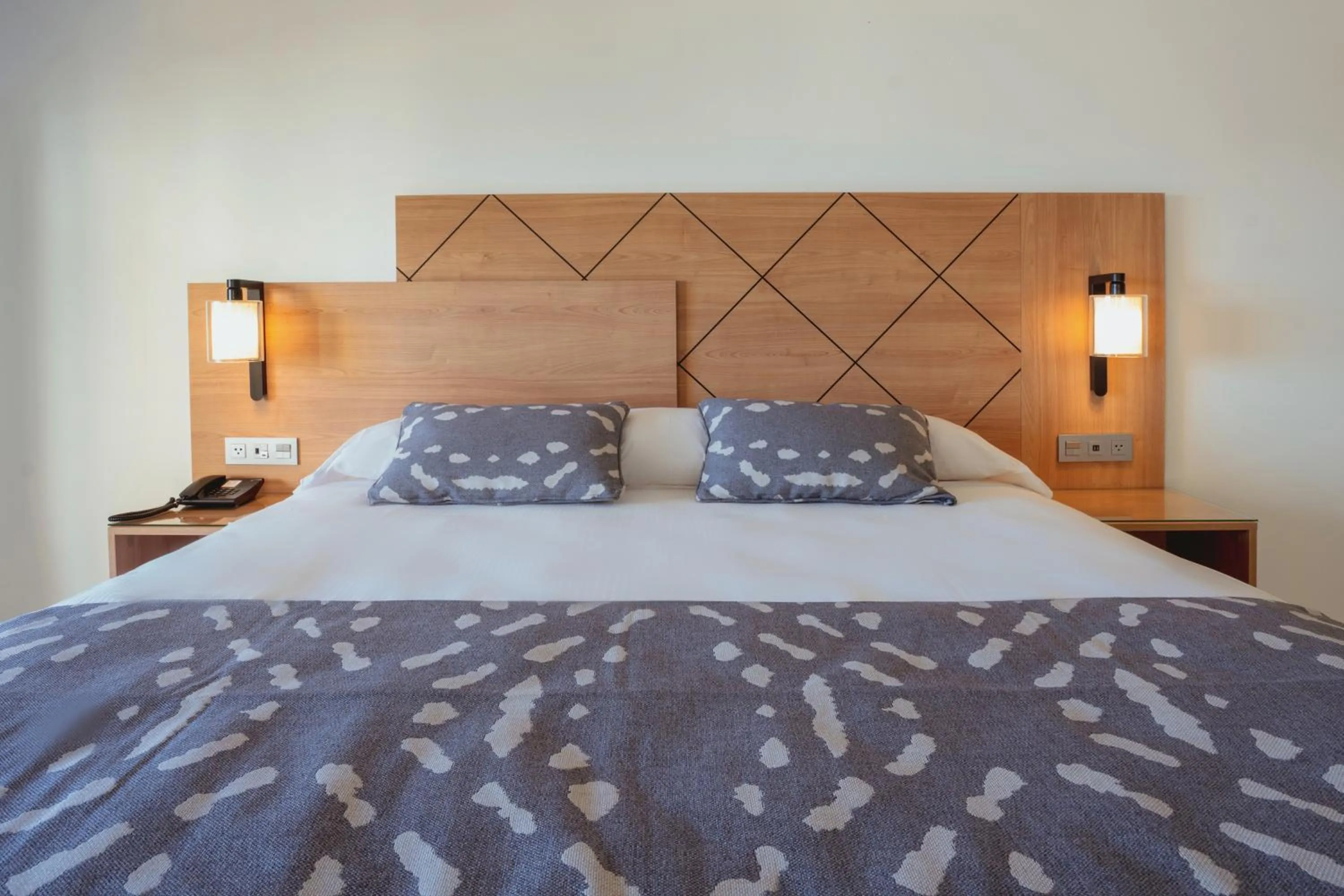 Bed in Riu Santa Fe - All Inclusive