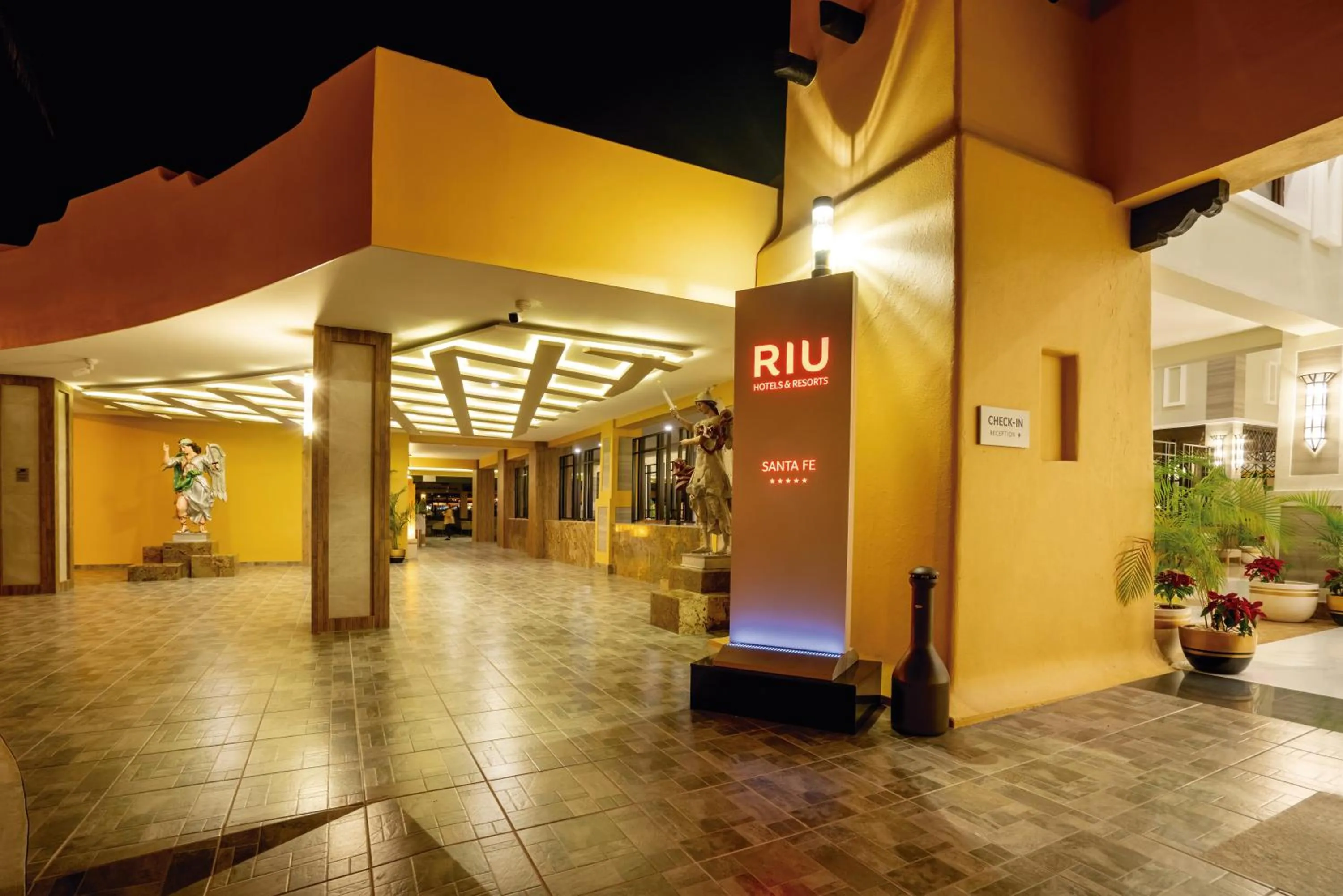 Lobby or reception in Riu Santa Fe - All Inclusive