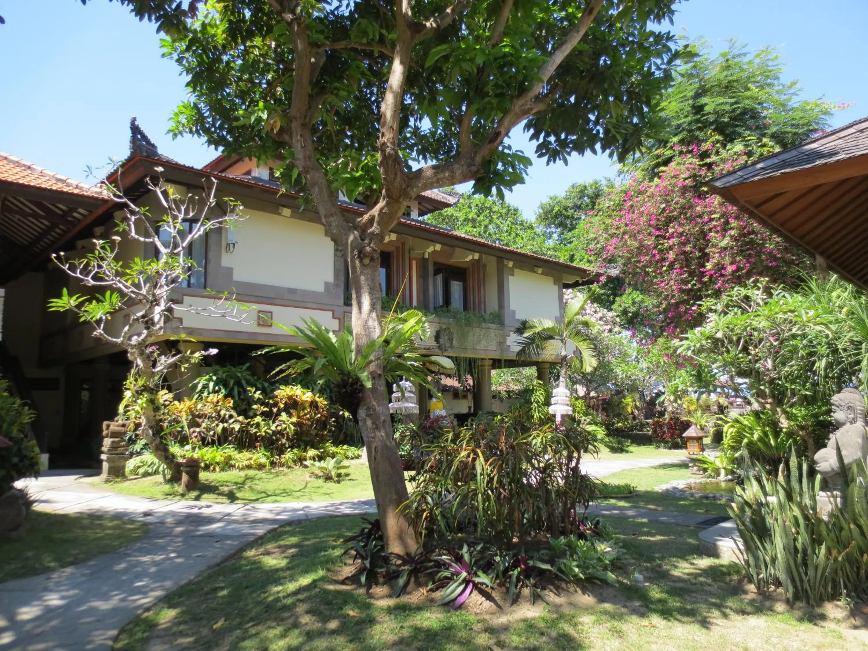Facade/entrance in Besakih Beach Hotel