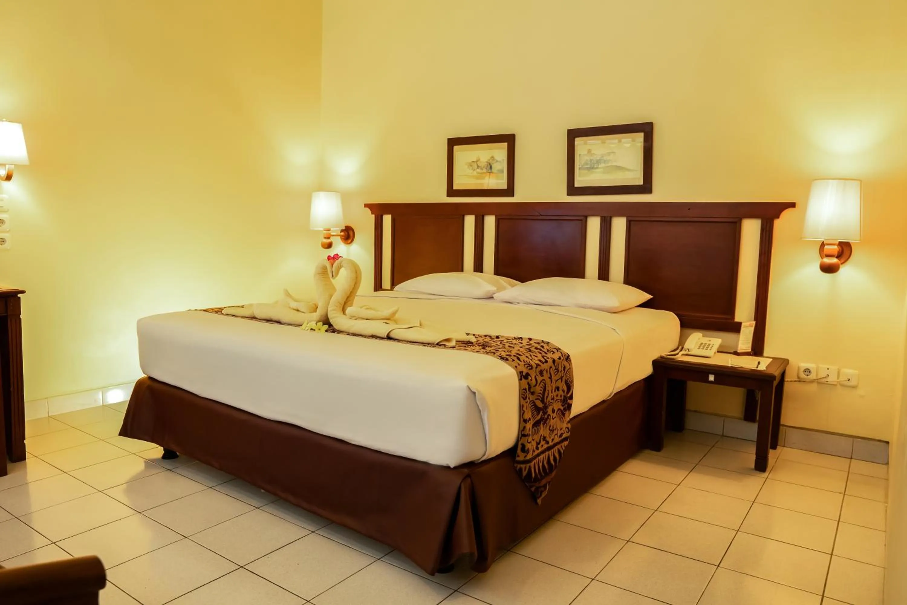 Bed in Besakih Beach Hotel