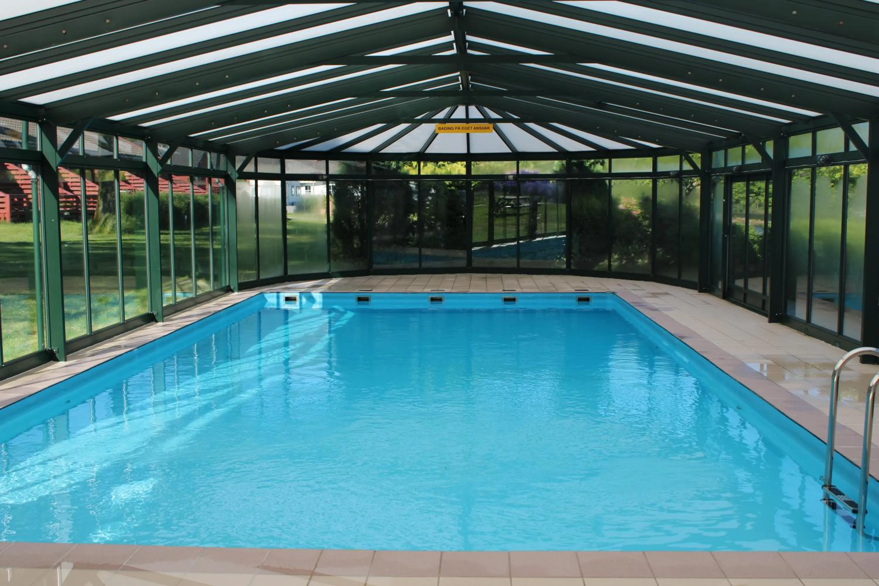 Swimming pool in Camp Åpta