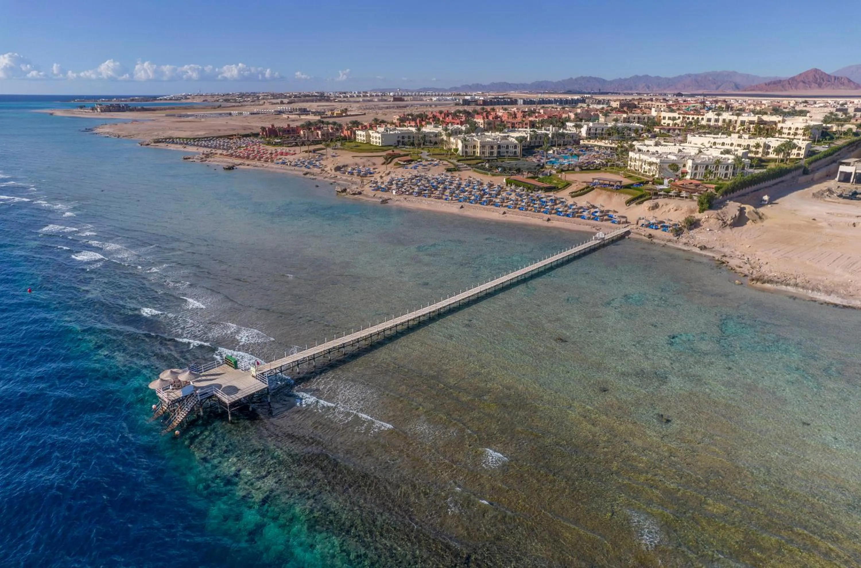 Beach in Charmillion Club Resort