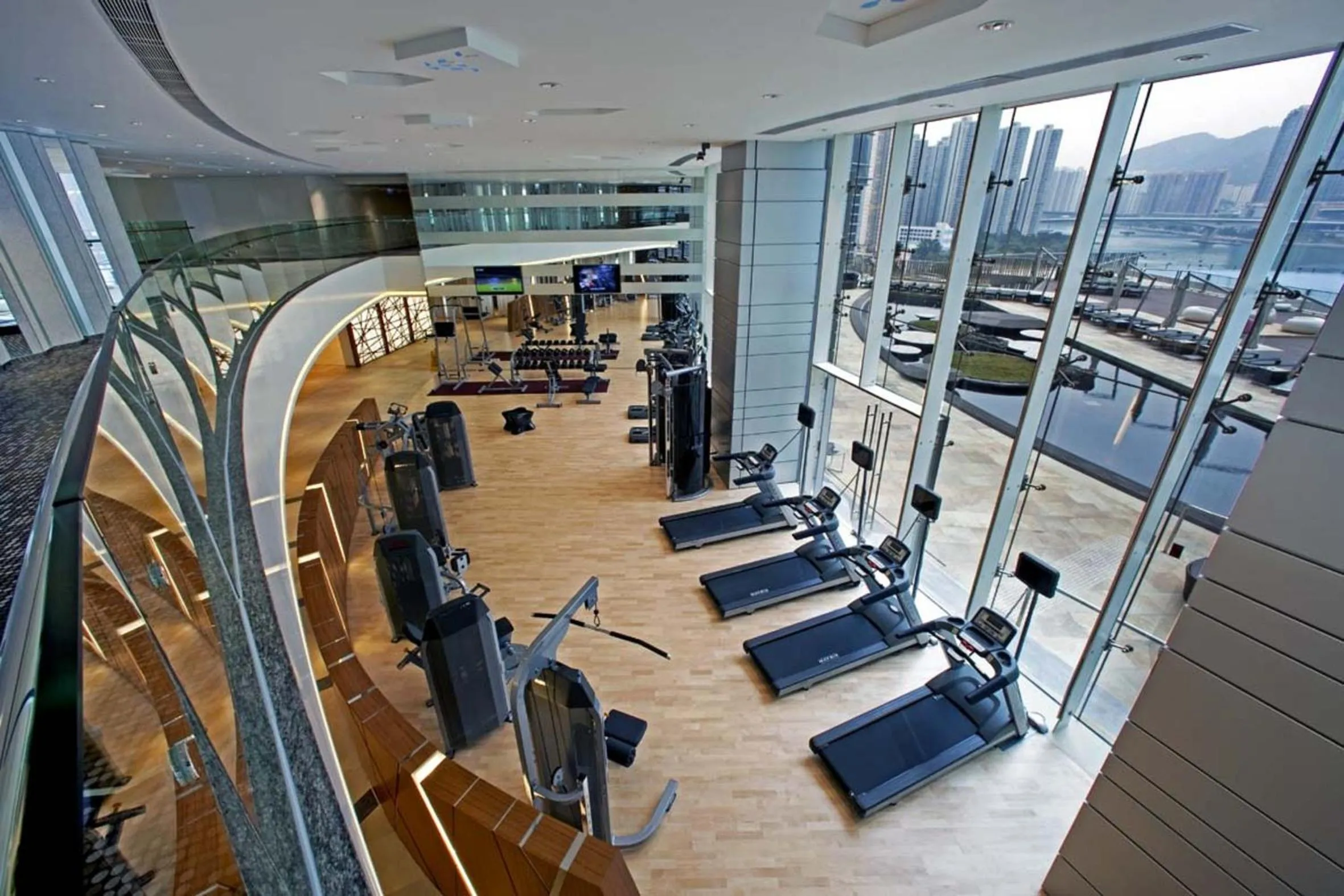 Fitness centre/facilities in Nina Hotel Tsuen Wan West