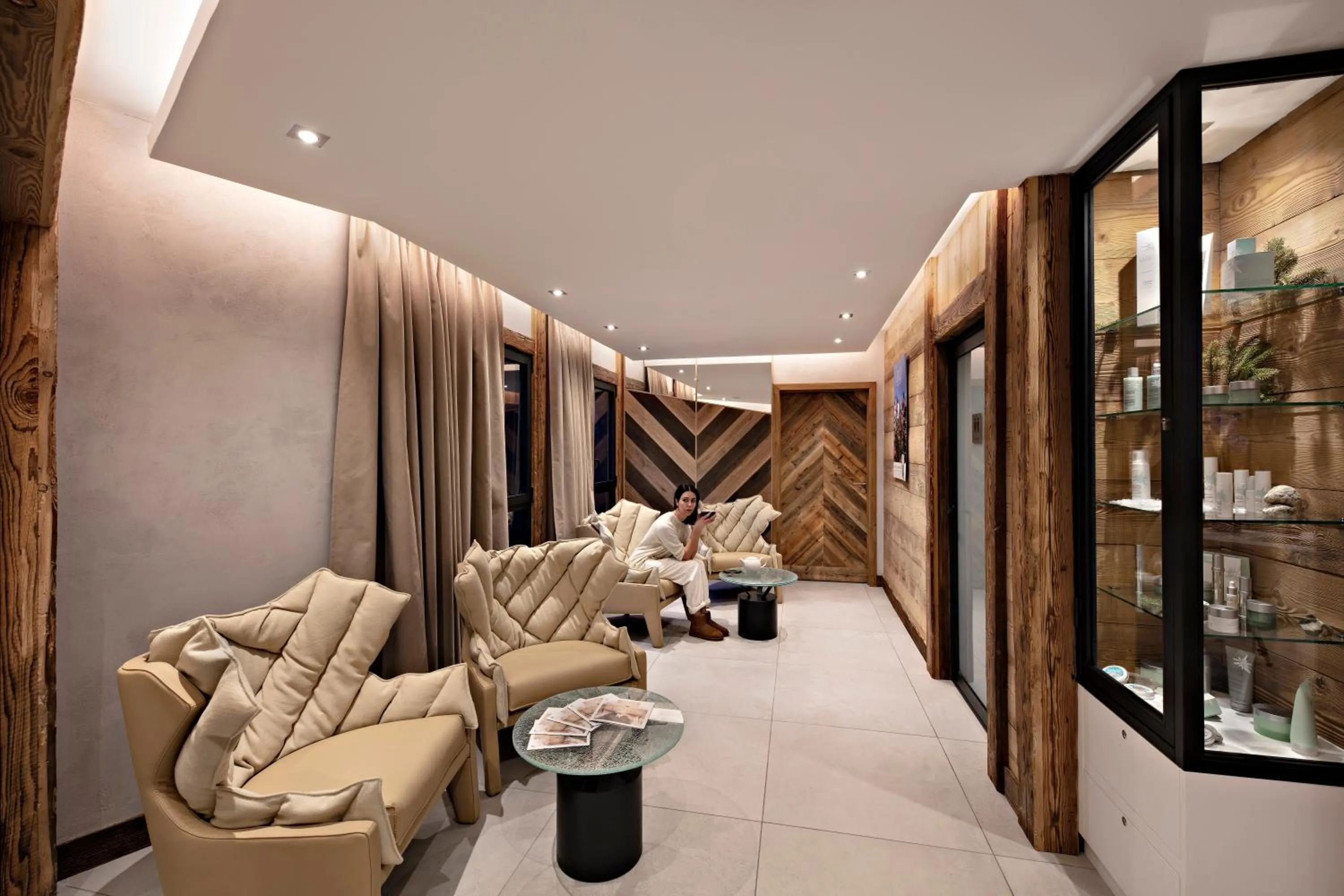 Spa and wellness centre/facilities in MGM Hôtels & Résidences - Hôtel Les Suites d'Alexane