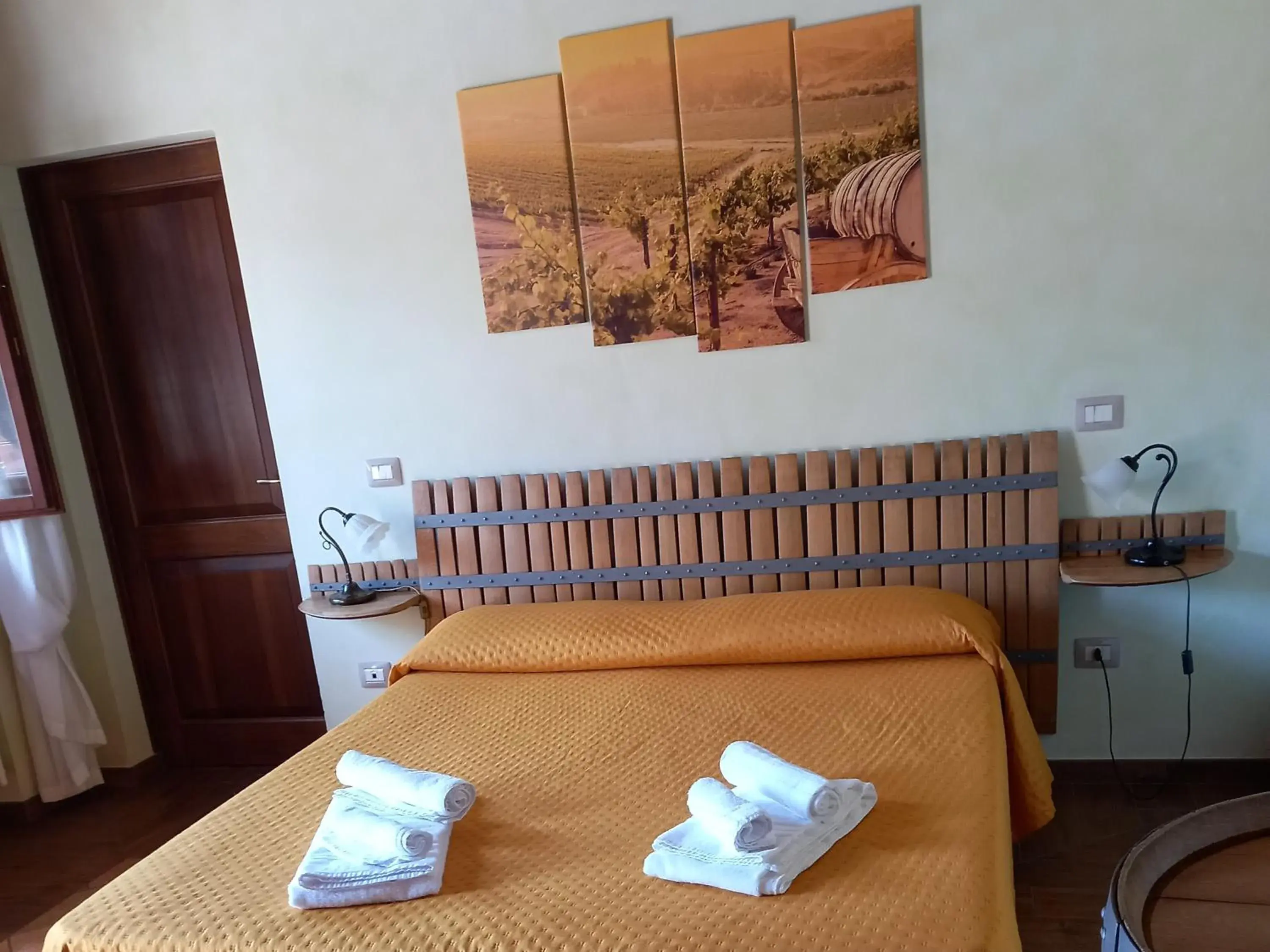 Double Room - single occupancy in Agriturismo Il Borghetto Double Room - single occupancy in Agriturismo Il Borghetto