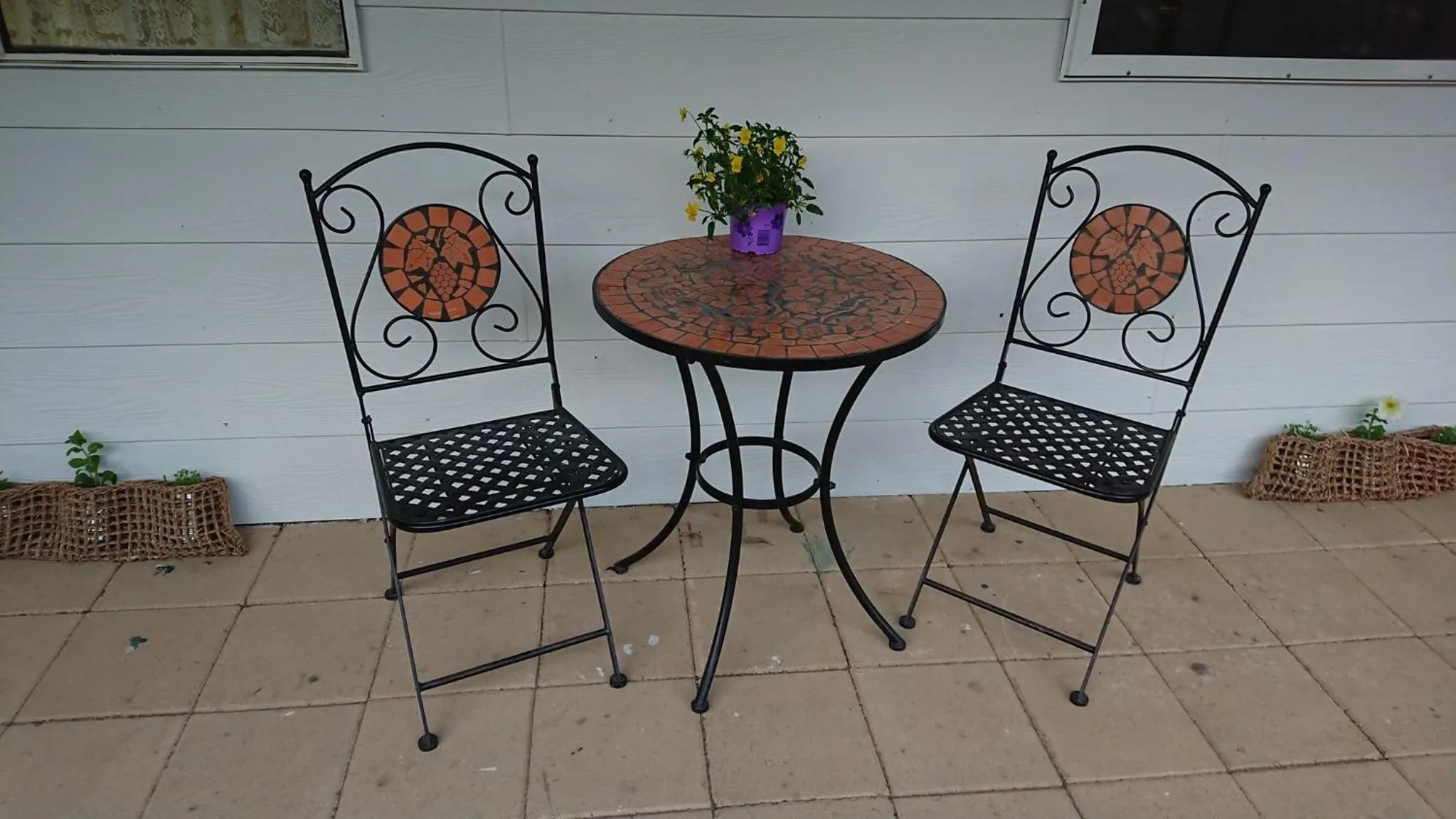 Property building in The Cottage on George Street
