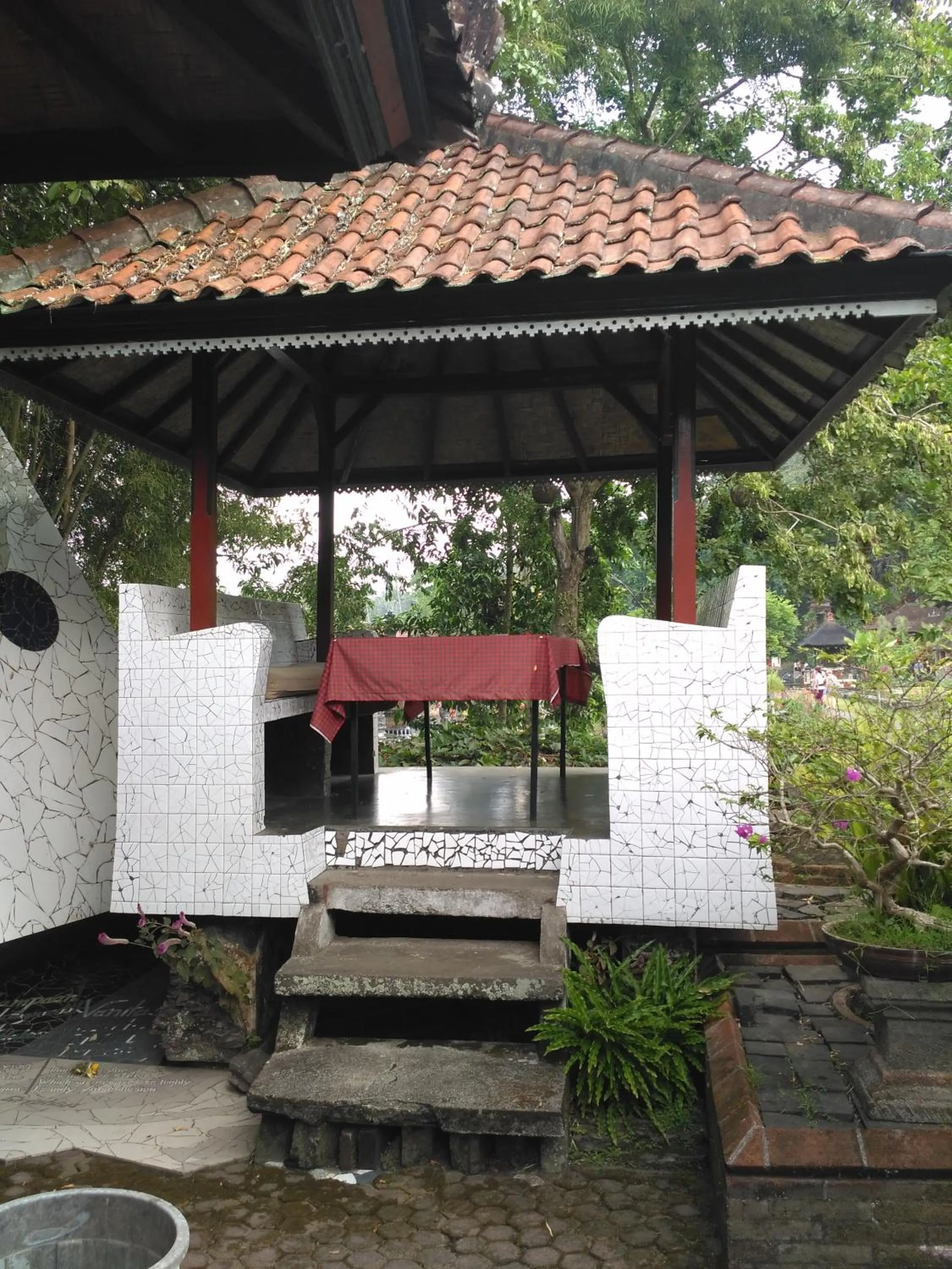 Restaurant/places to eat in Dhangin Taman