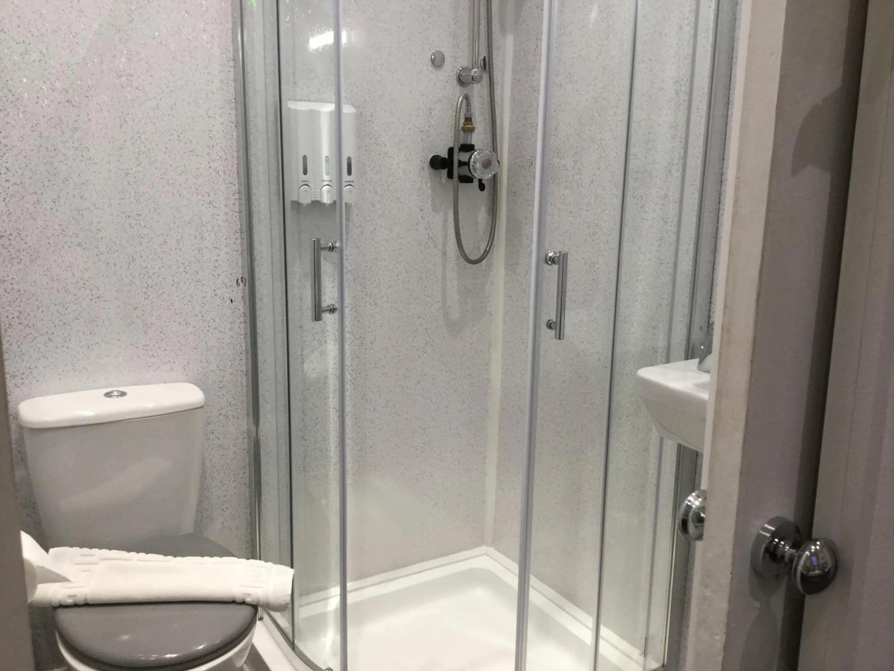 Bathroom in THE TREVONE, Llandudno