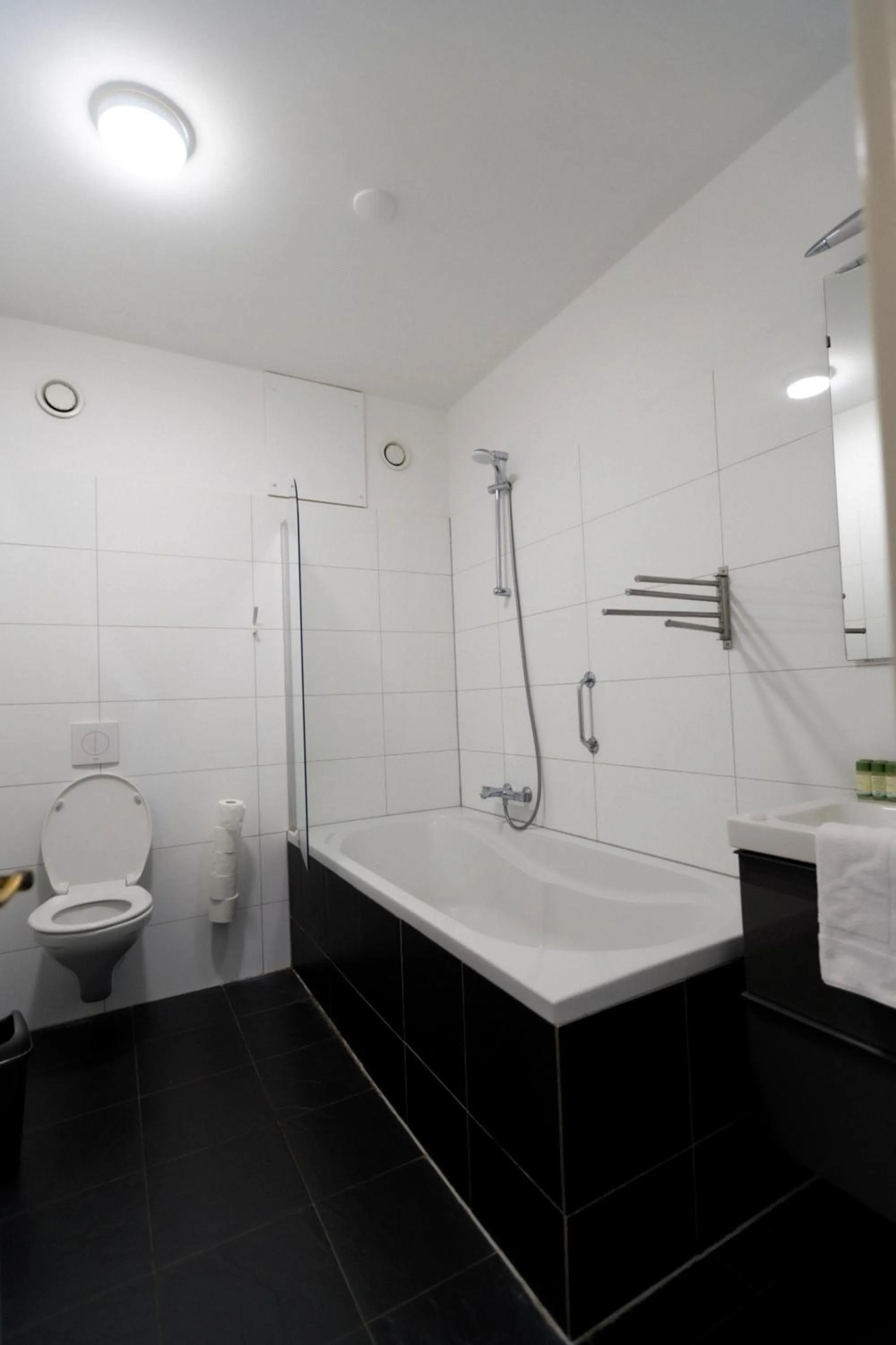 Bathroom in Plantage Hortus Apartments