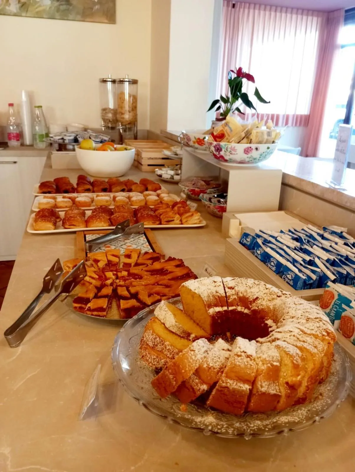 Breakfast in Hotel Torricella