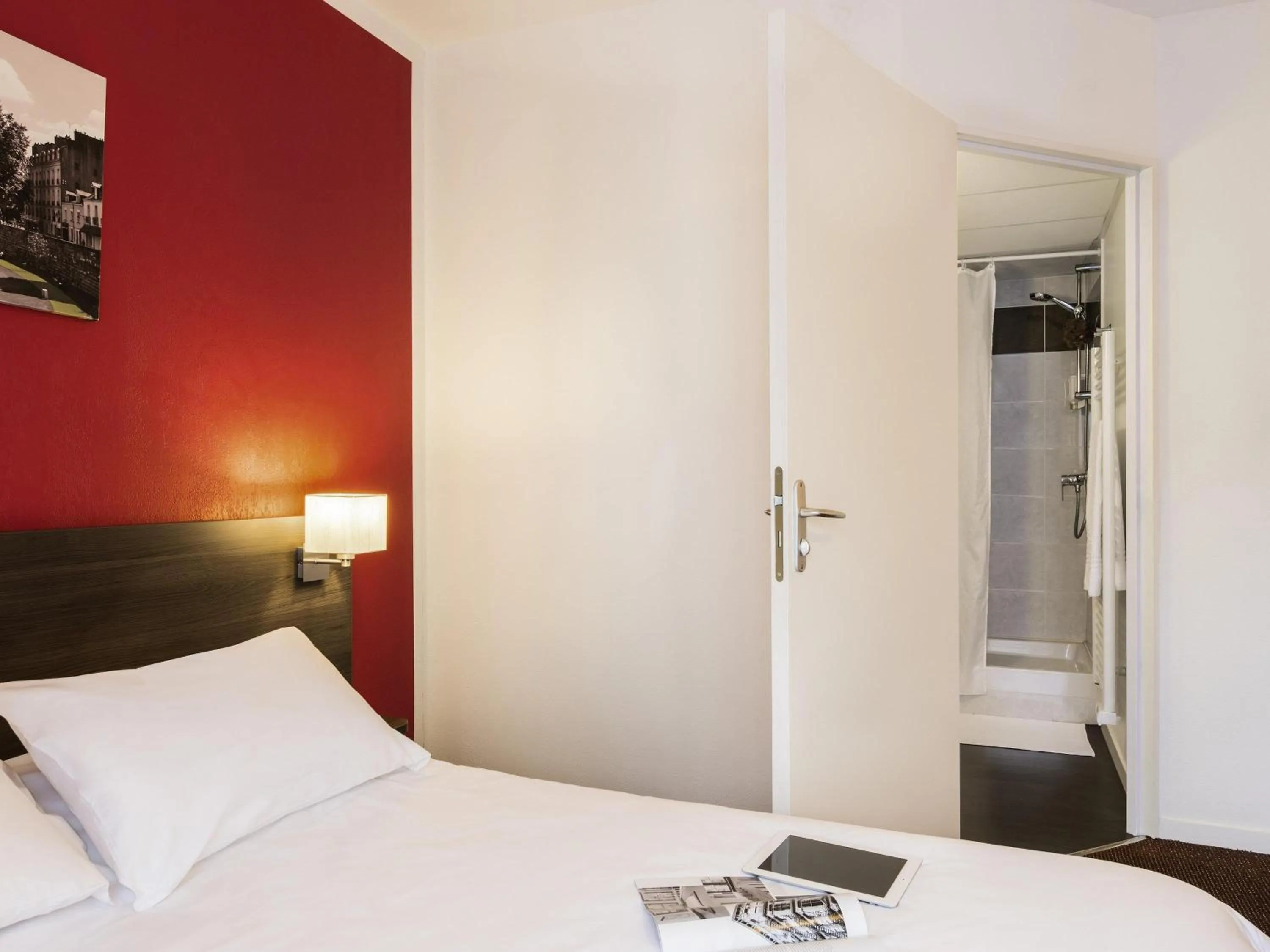 Bedroom, Bed in Aparthotel Adagio Access Nantes Viarme