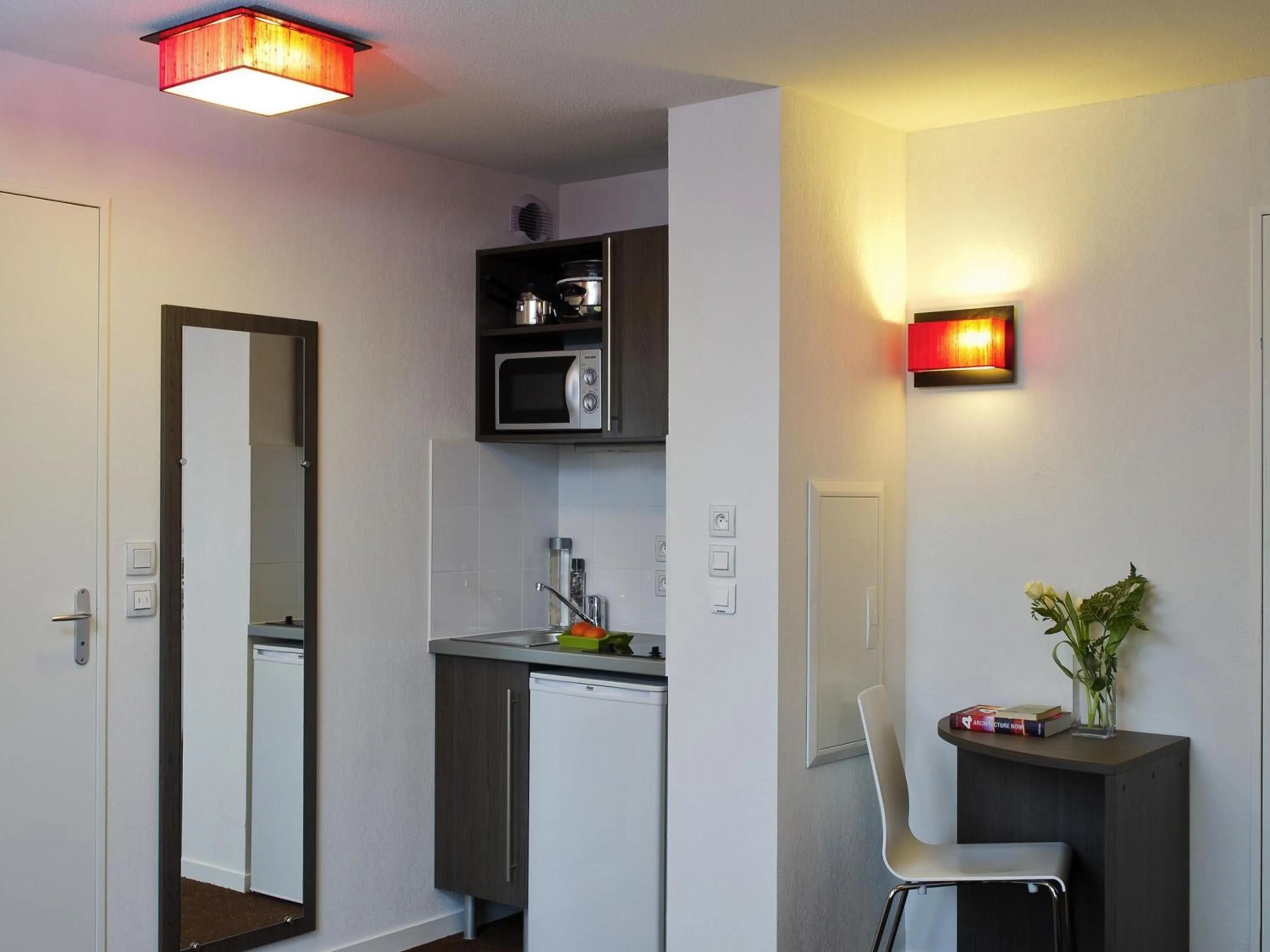 Bedroom in Aparthotel Adagio Access Nantes Viarme