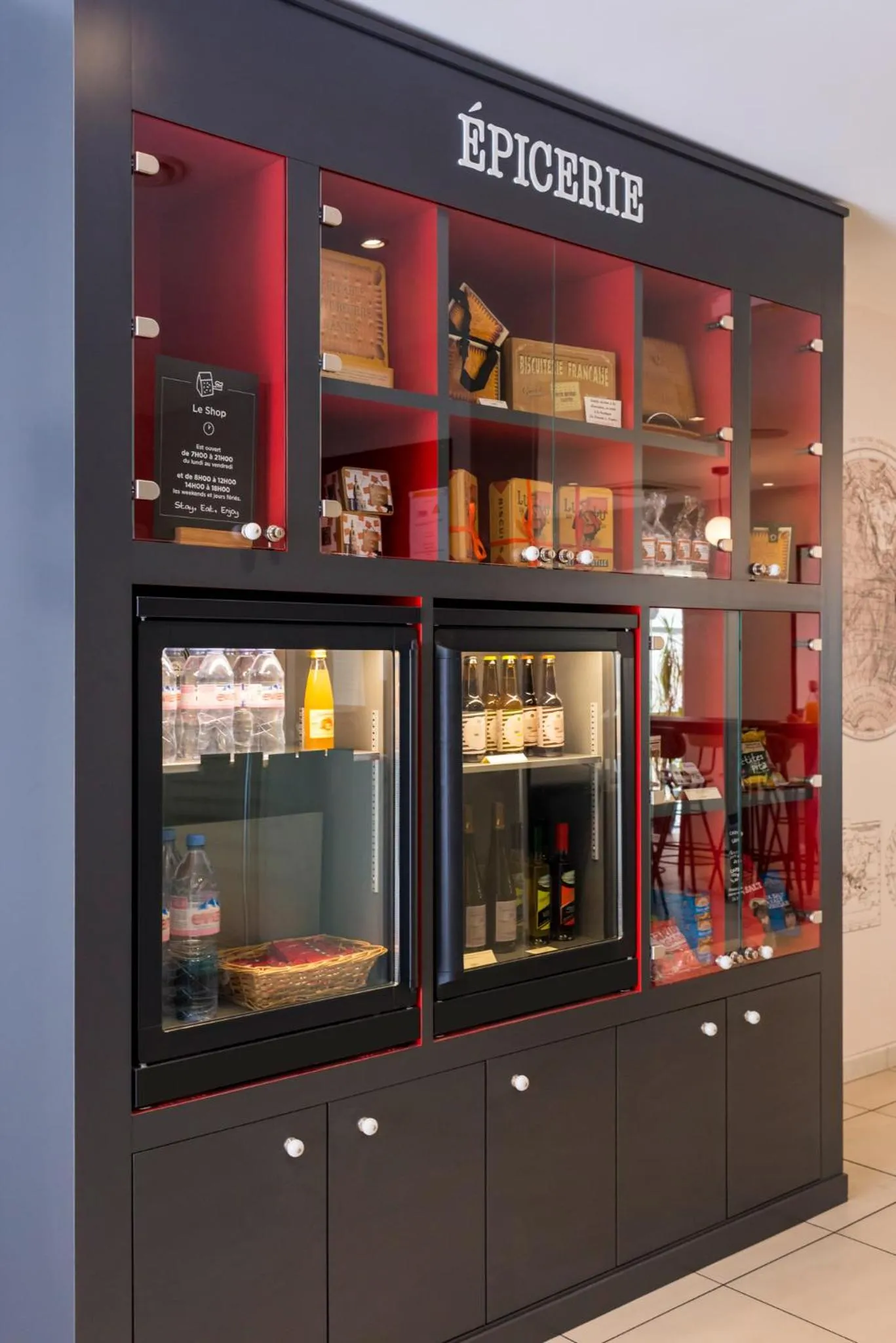 On-site shops in Aparthotel Adagio Access Nantes Viarme