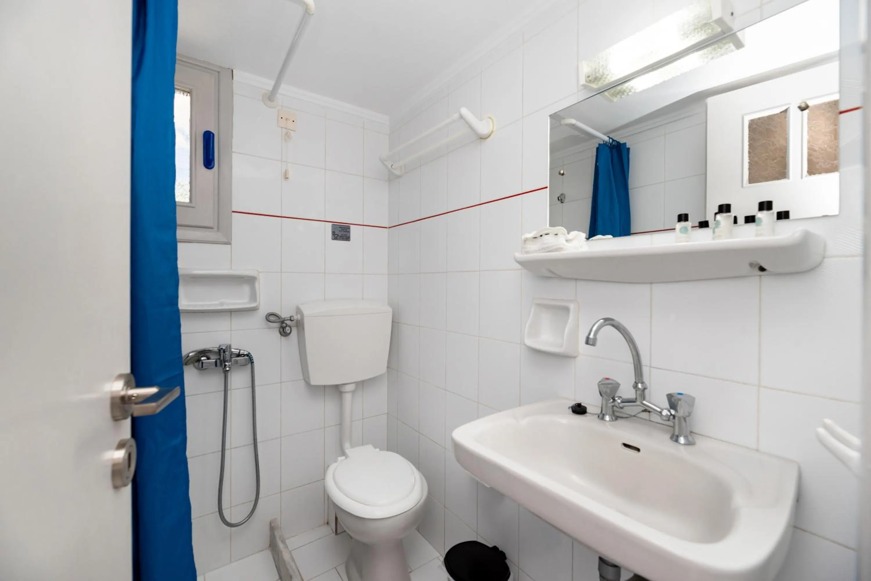 Bathroom in Fortuna Perissa