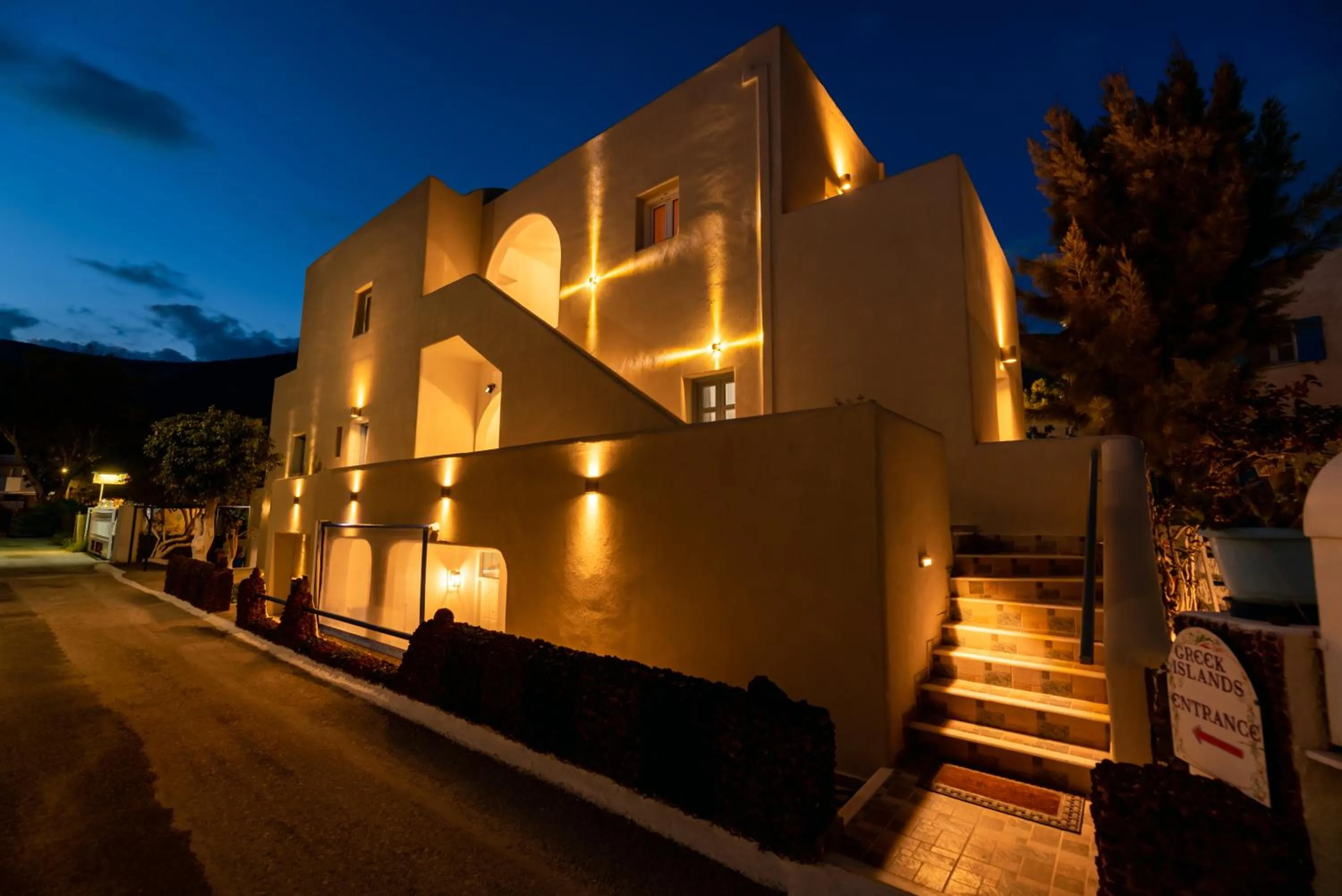 Property building in Fortuna Perissa