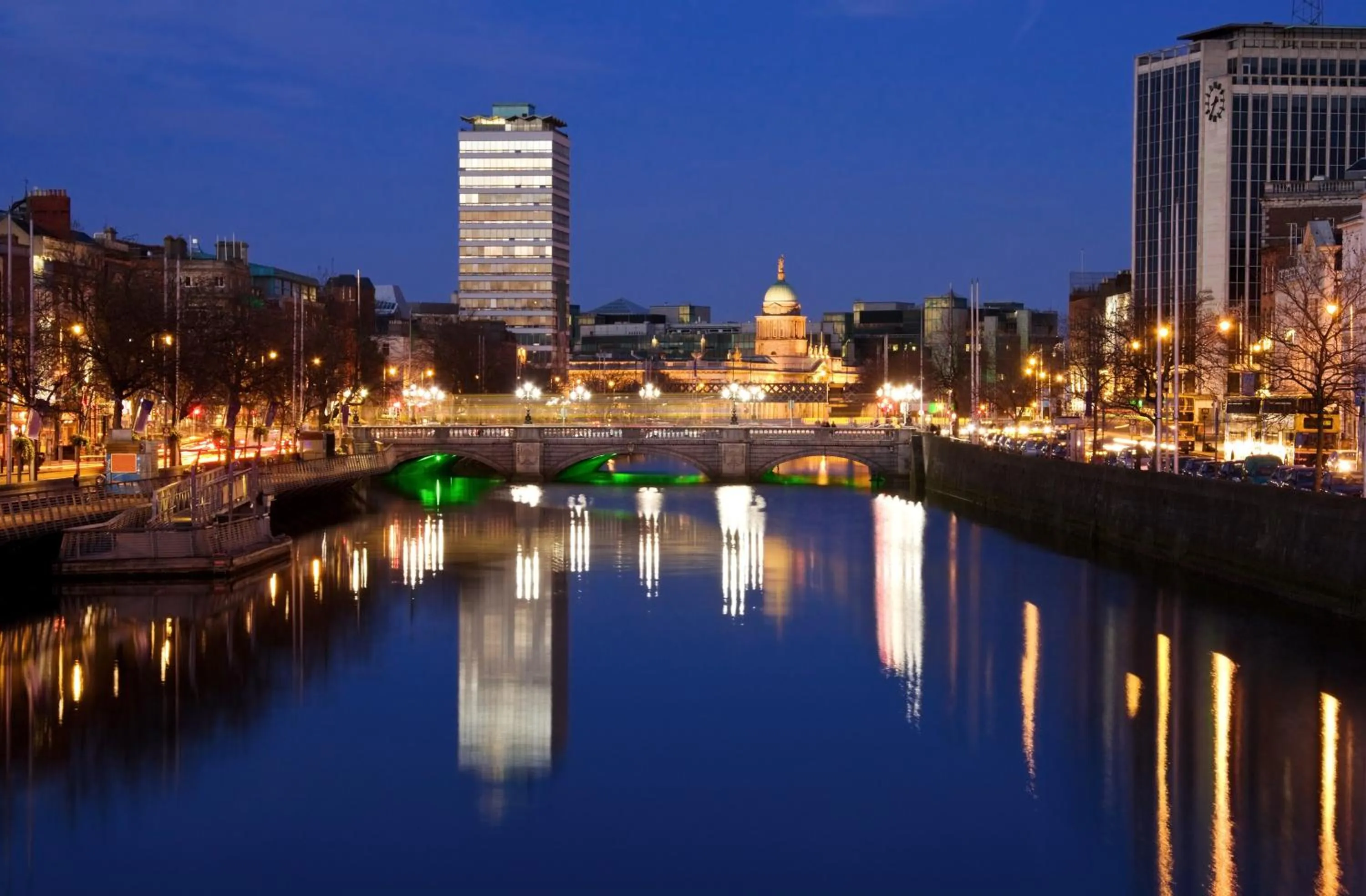 Entertainment in Clayton Hotel Charlemont