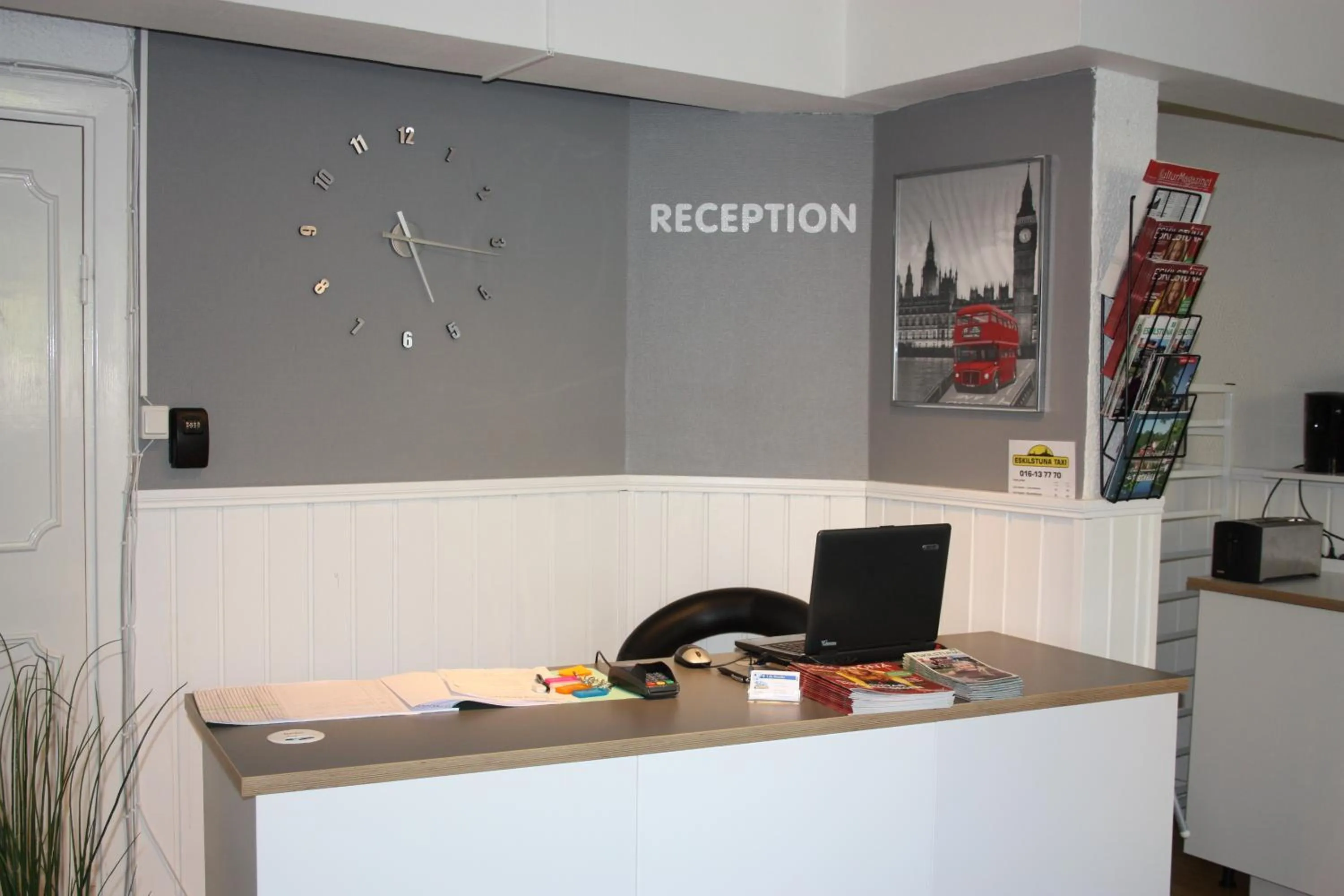 Lobby or reception in Lilla Hotellet