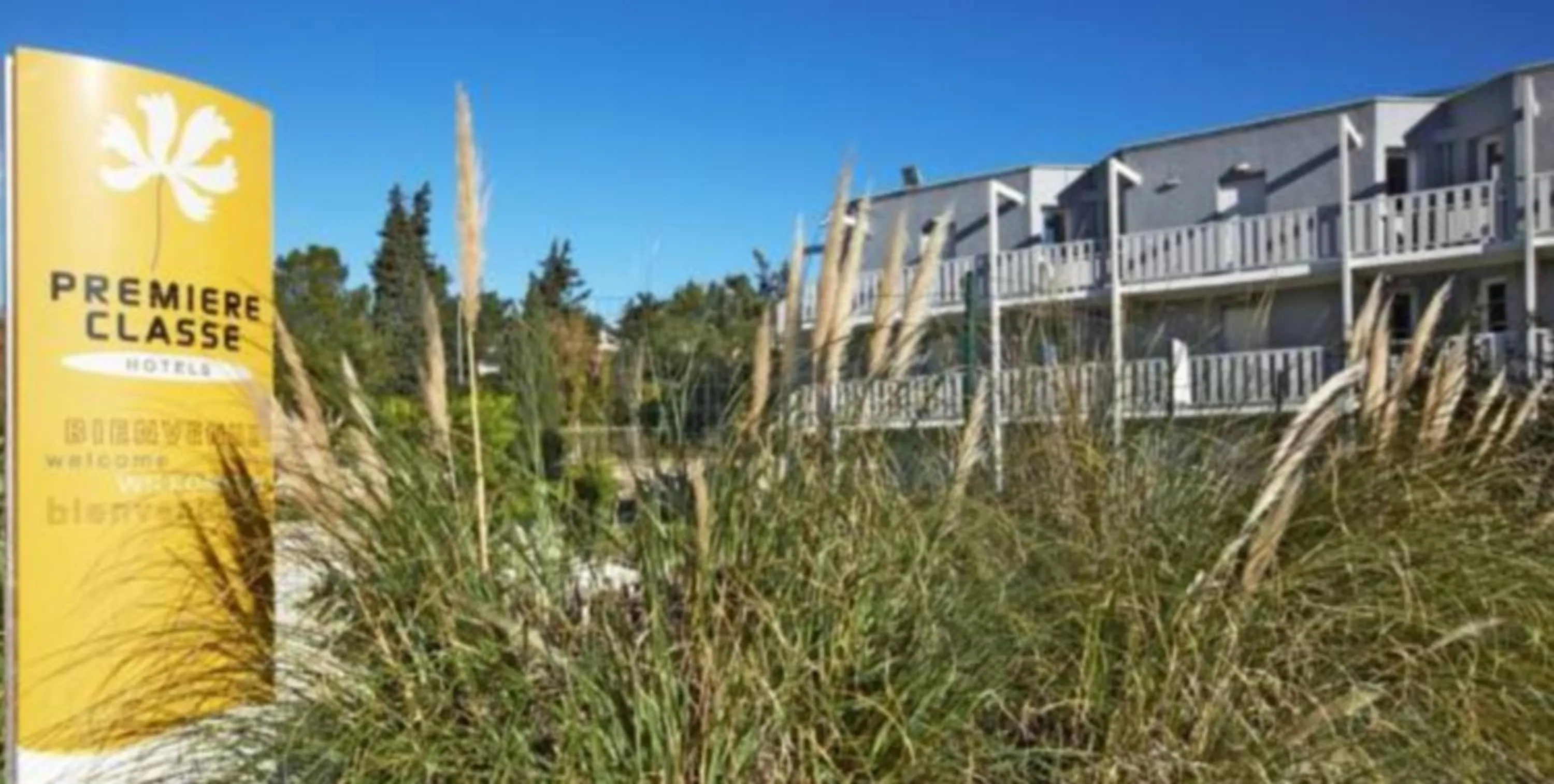 Facade/entrance in Première Classe Martigues