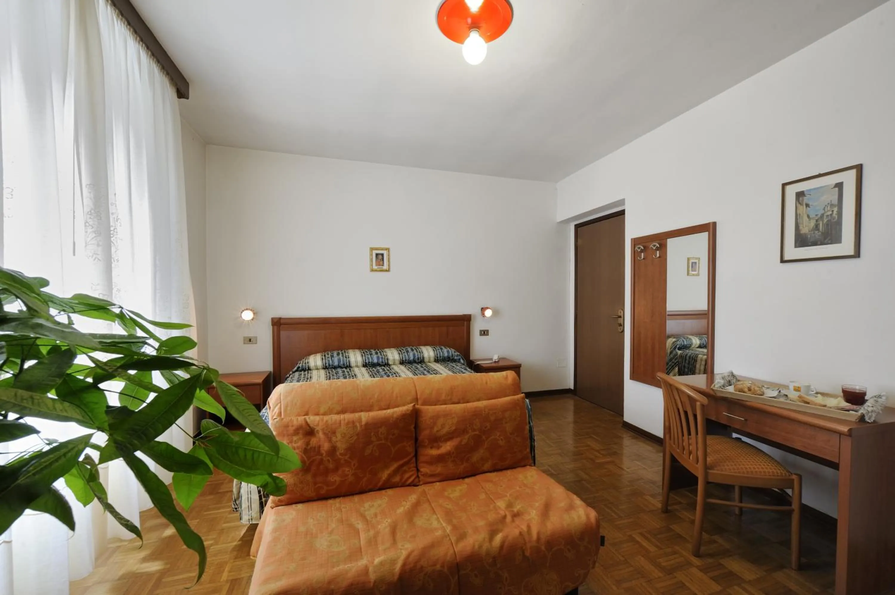 Photo of the whole room, Bed in Hotel Bertusi