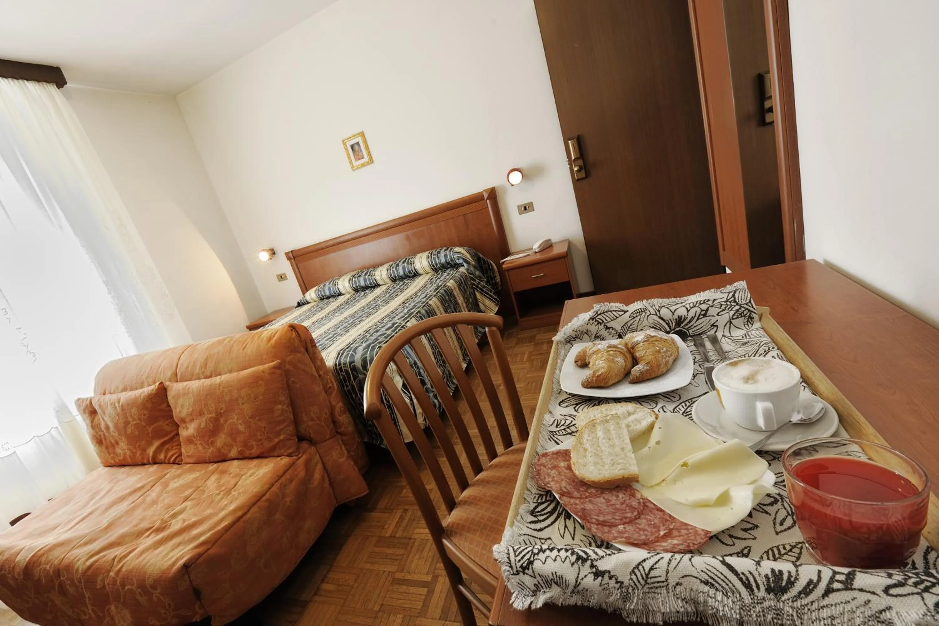 Photo of the whole room, Bed in Hotel Bertusi