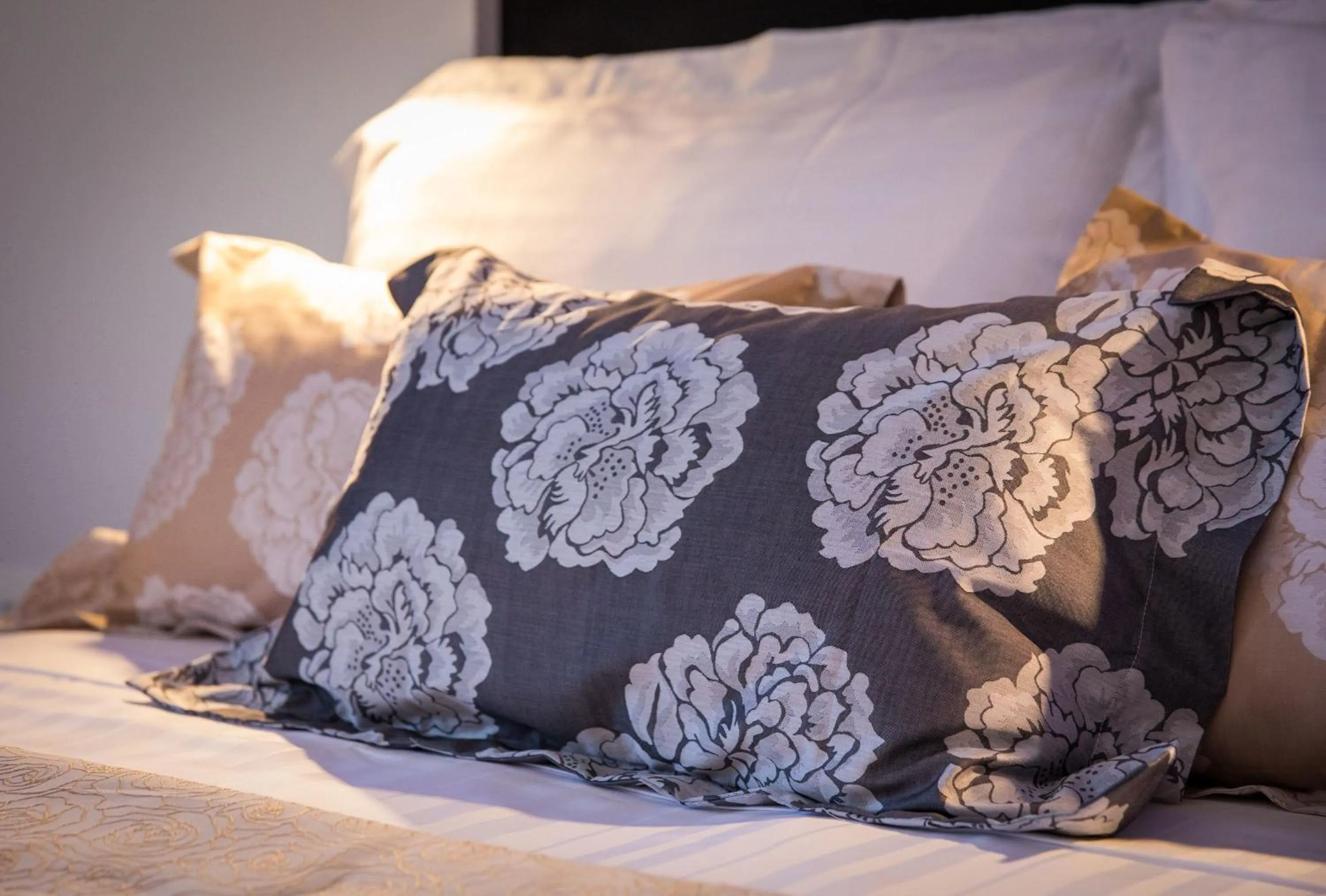 Bed in Soleil Luxury Rooms Old town