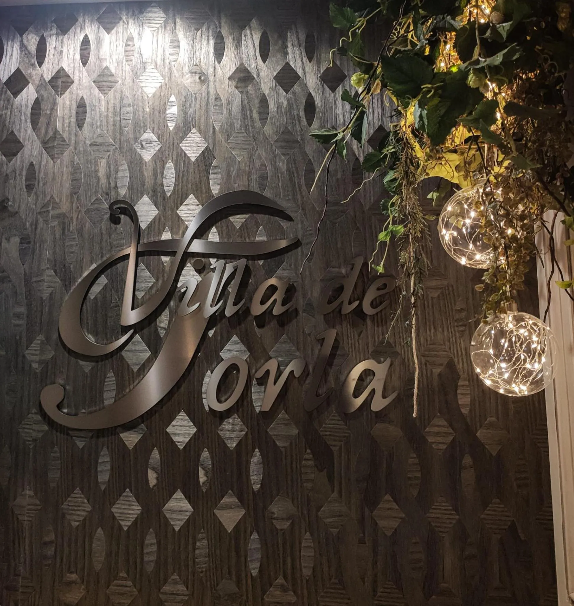Lobby or reception in Hotel Villa de Torla