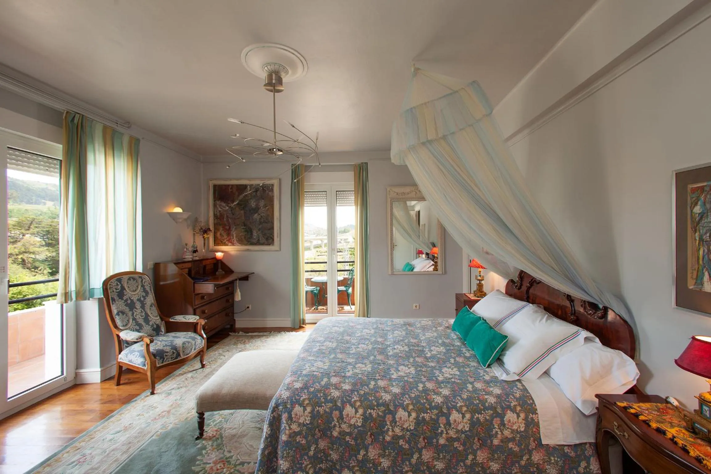 Photo of the whole room, Bed in Casa Rural Mailan PARKING INCLUIDO